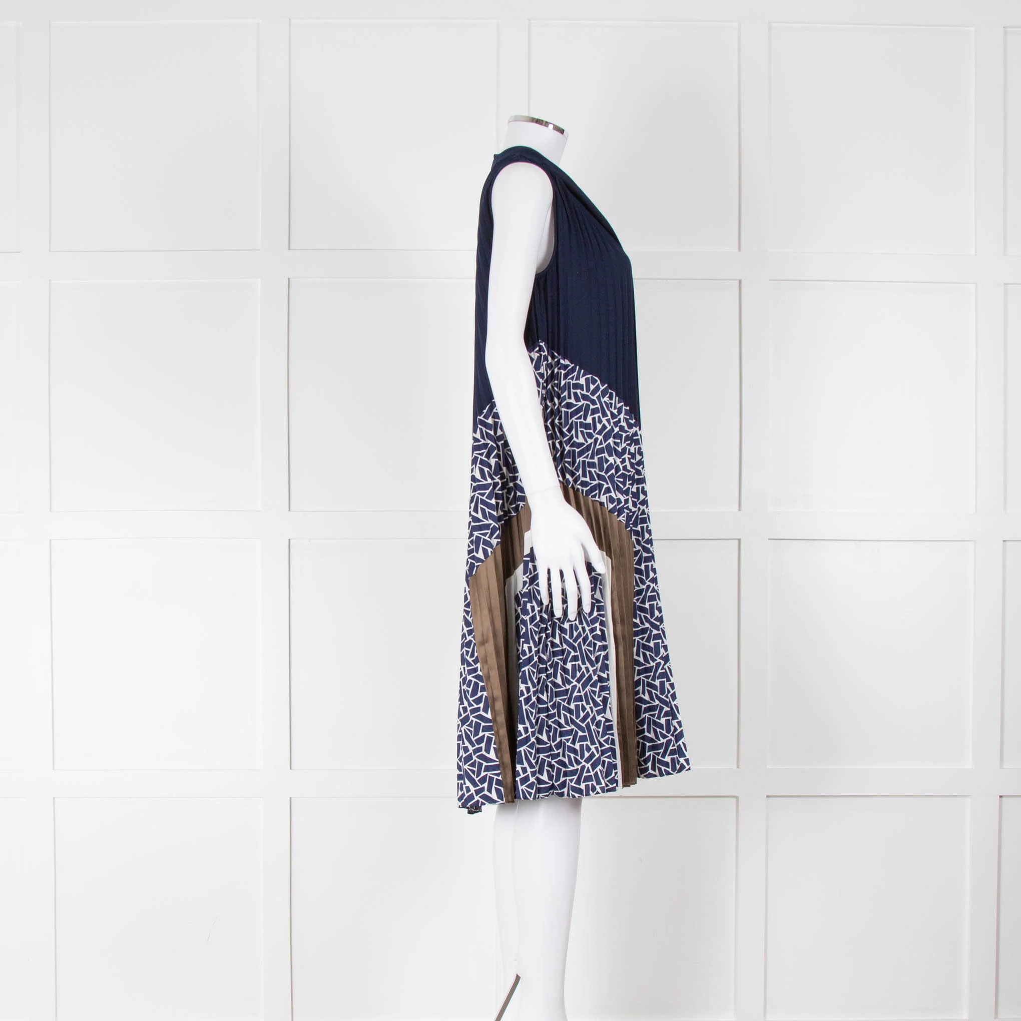 Diane Von Furstenberg Navy Plisse Sleeveless Dress - Image 2