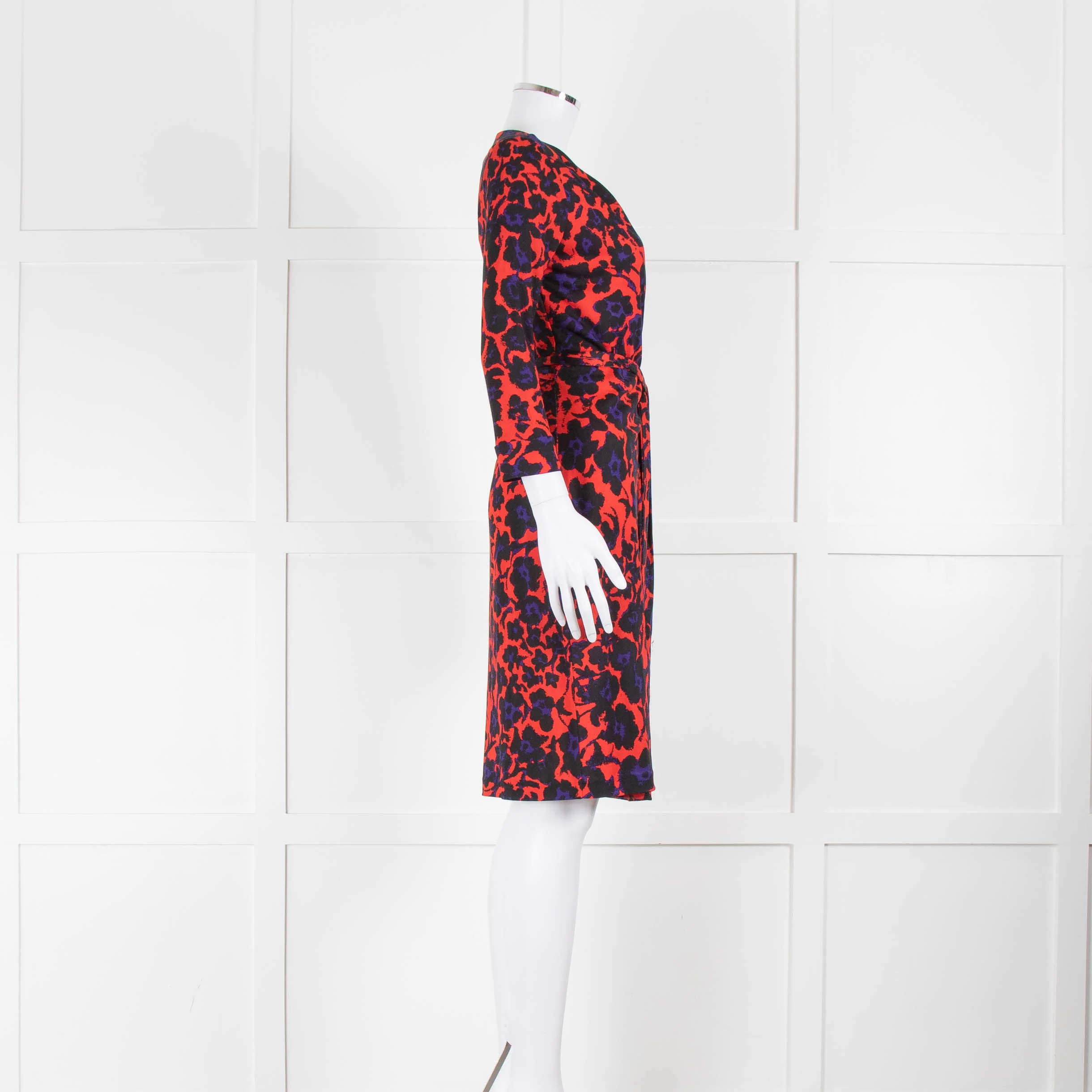 Diane Von Furstenberg Red Black Floral Wrap Short Dress - Image 2