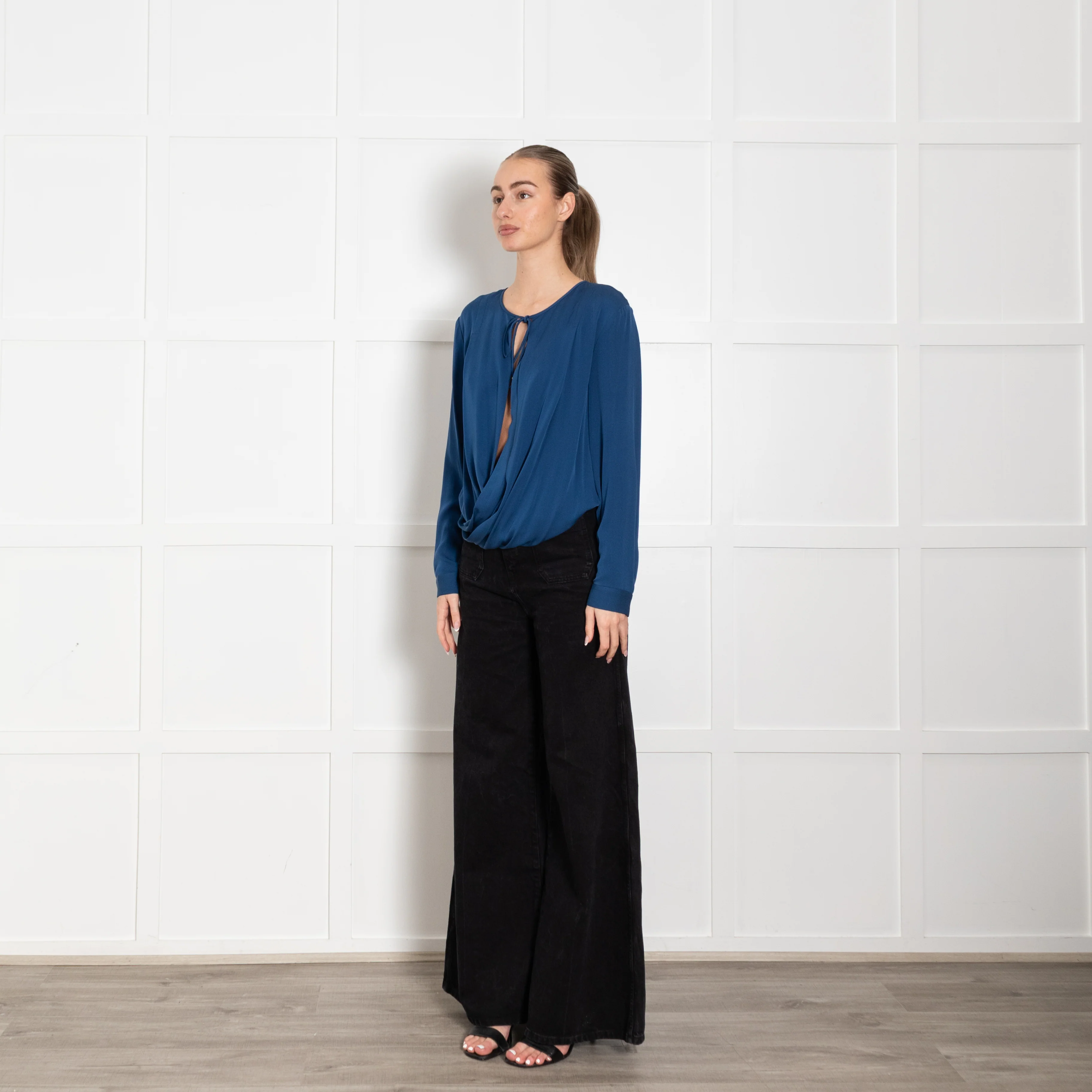 Diane Von Furstenberg Teal Twist Front Tie Neck Top - Image 3