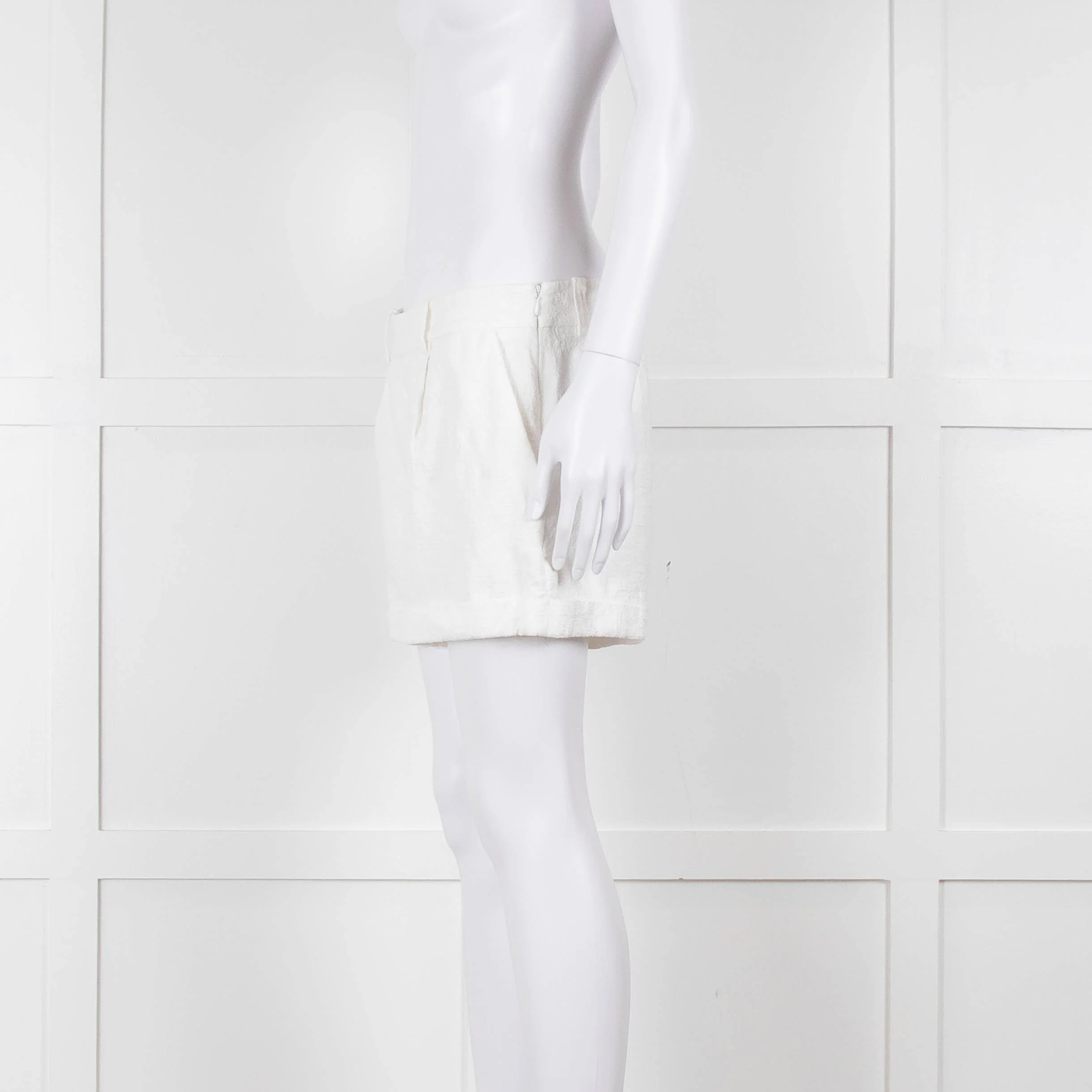 Diane Von Furstenberg Textured White Low Rise Shorts - Image 7