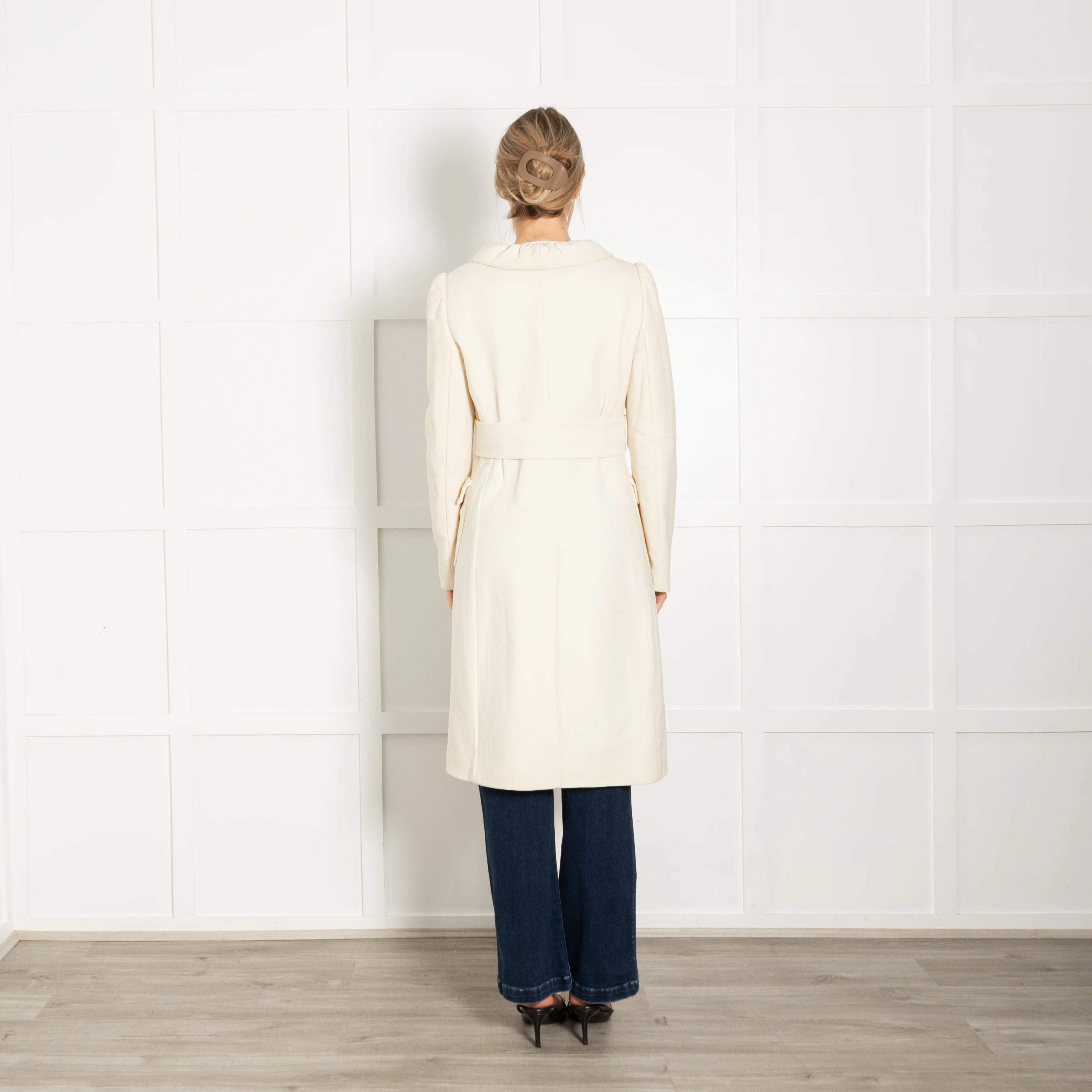 Dolce & Gabbana Pale Yellow Frill Collar Coat - Image 5