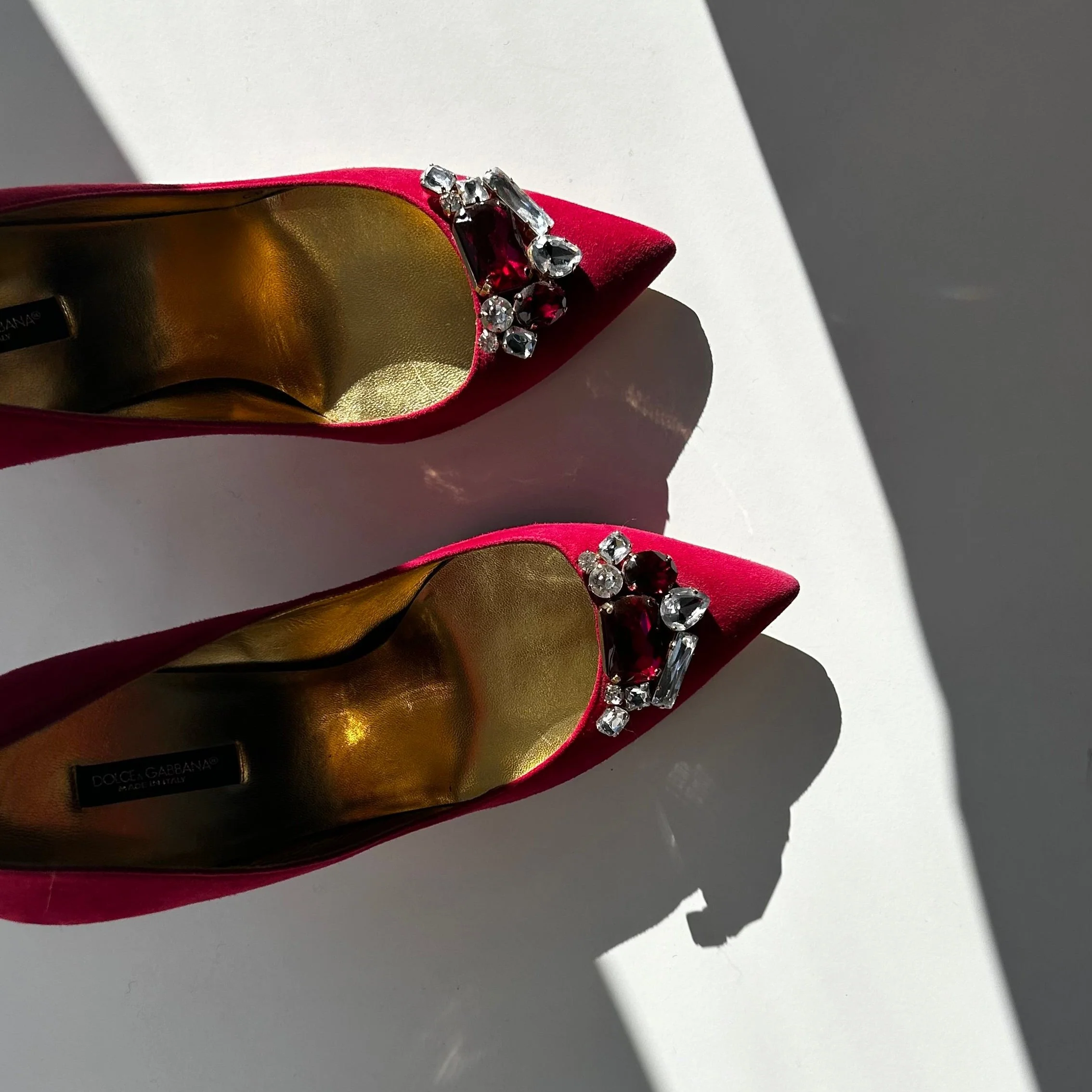 Dolce & Gabbana Pink Suede Court Shoe with Jewelled Toe Detail - Image 8