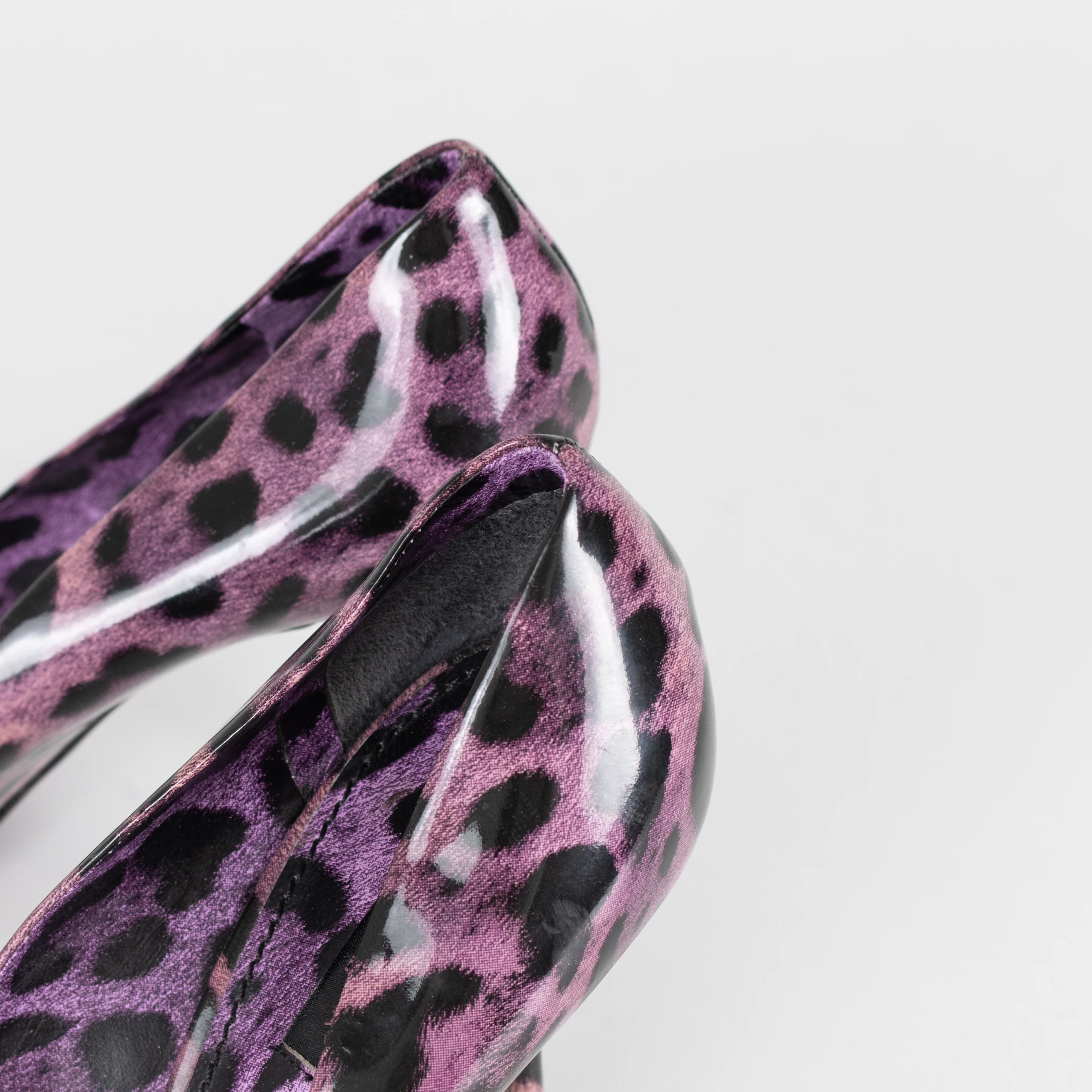 Dolce & Gabbana Purple Leopard Print Patent Court Shoe - Image 10