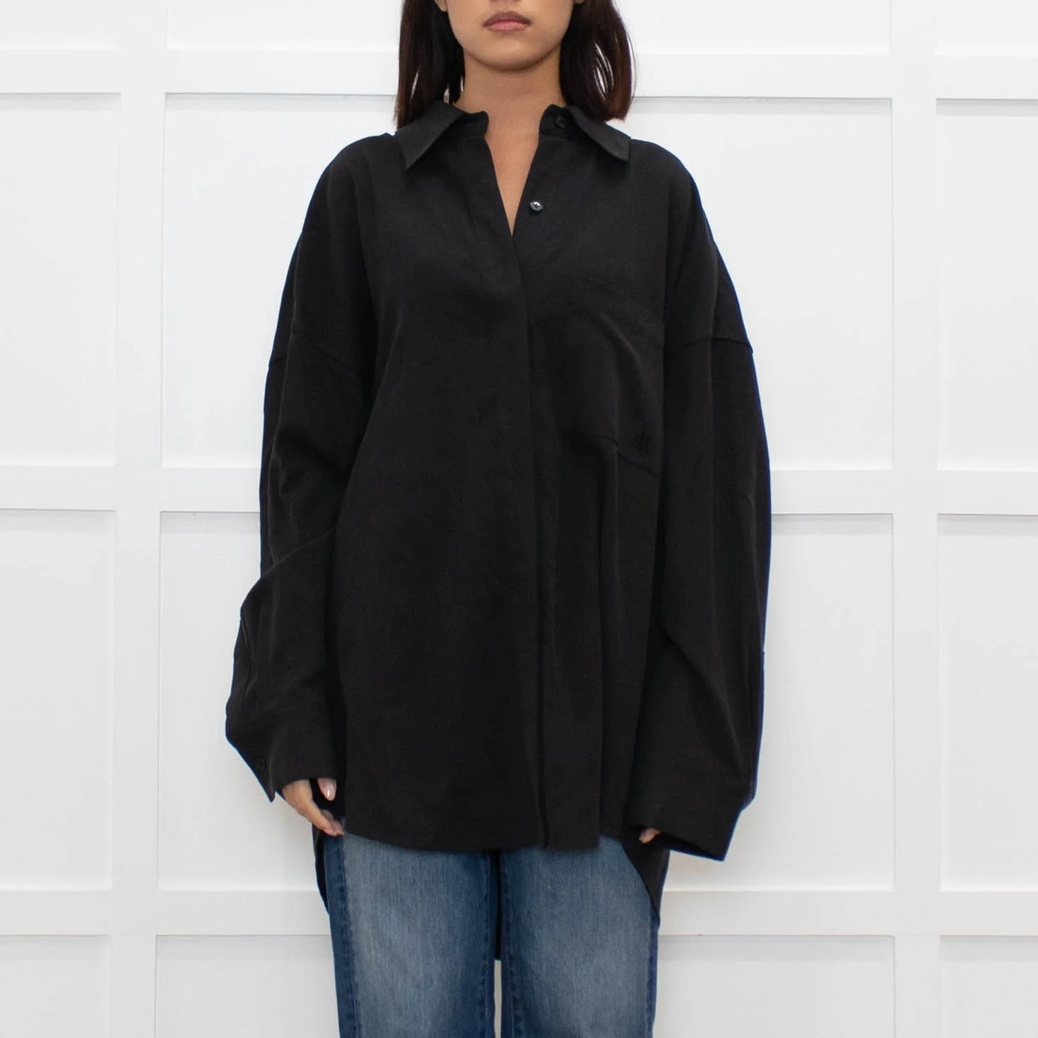 DRAE Black Oversized Shirt - Image 2