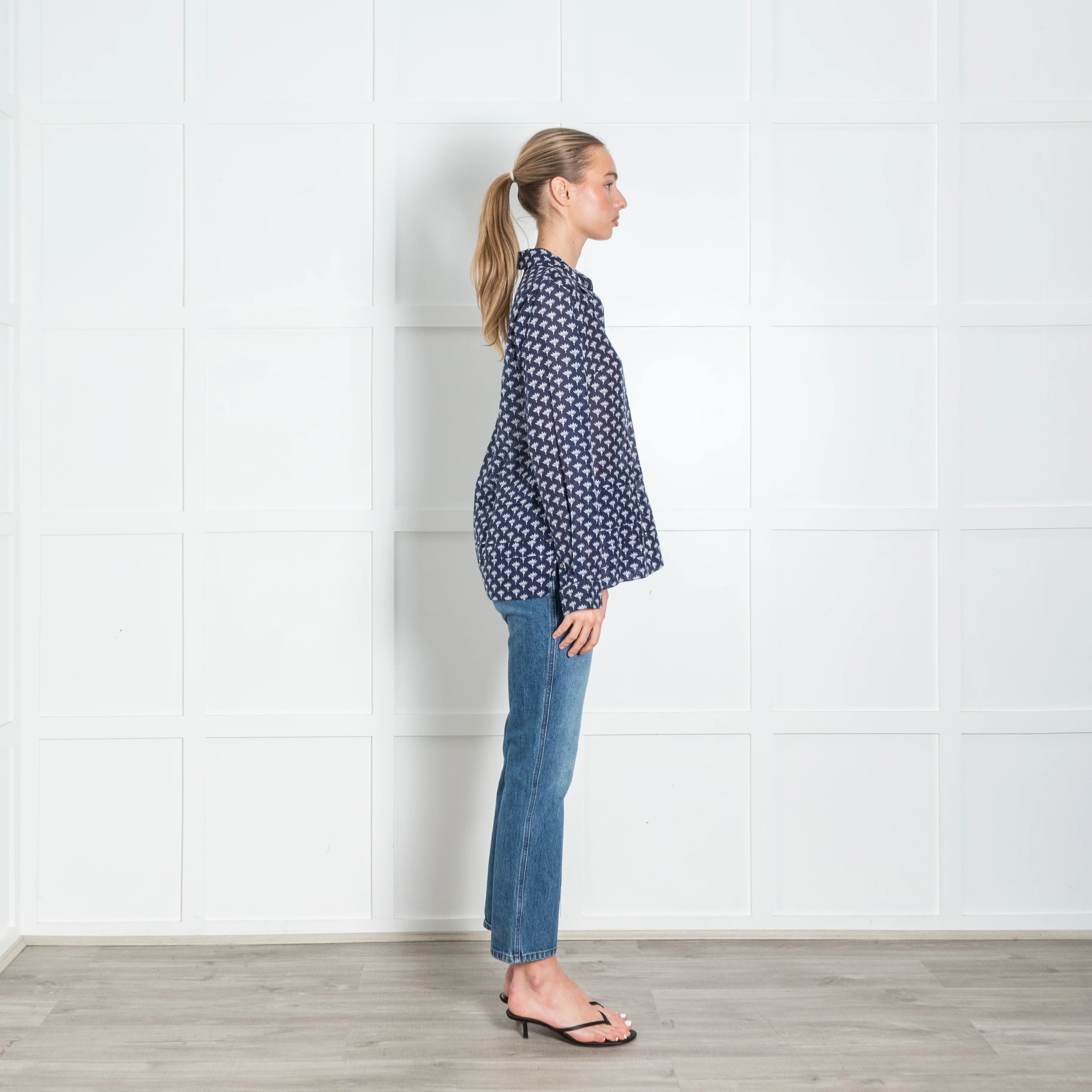 DVF Navy White Floral Fine Cotton Button Front Shirt - Image 6
