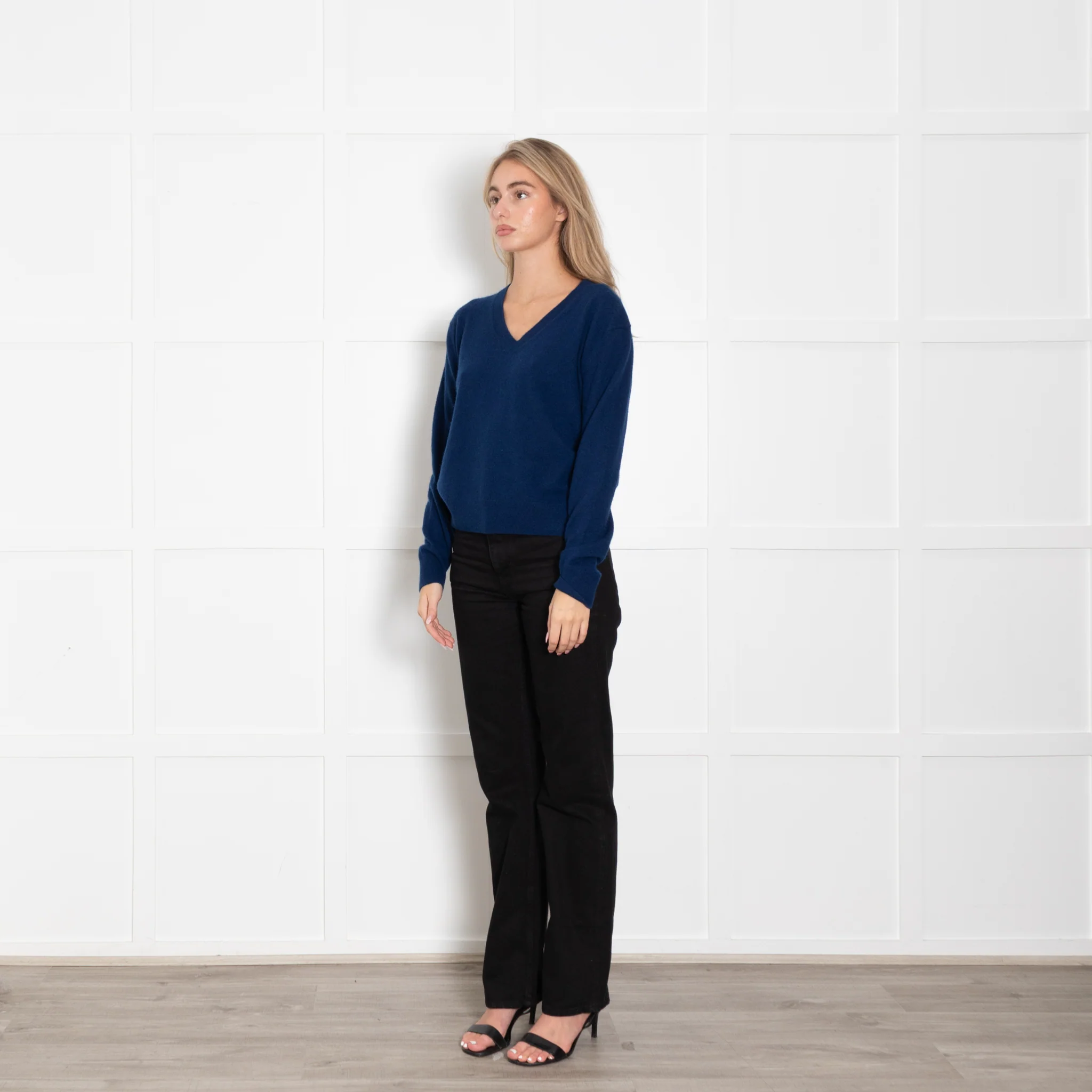 Elyse Walker Blue Cashmere V Neck Jumper - Image 3