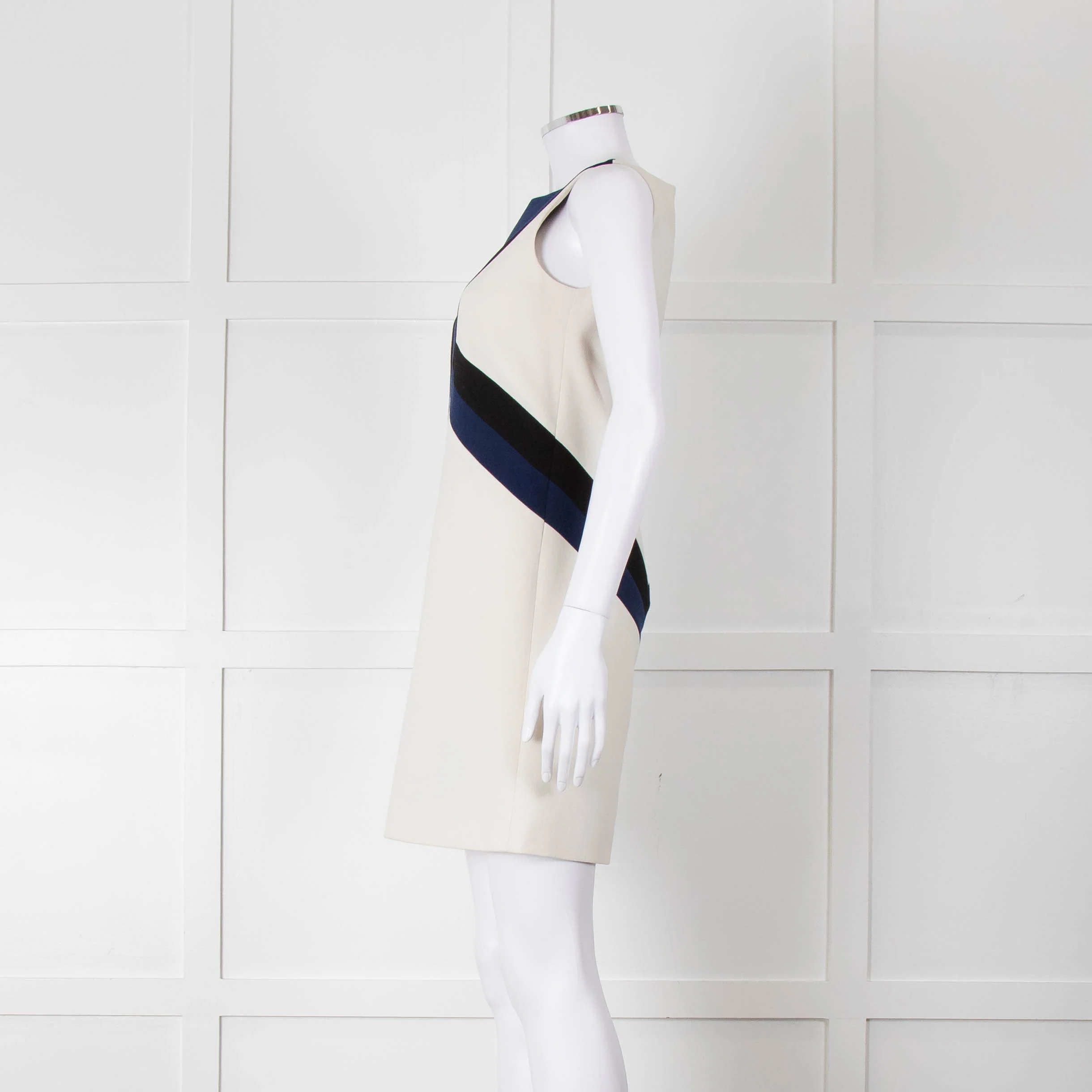 Emilio Pucci Cream Shift Dress with Black and Navy Colour Block Chest - Image 7