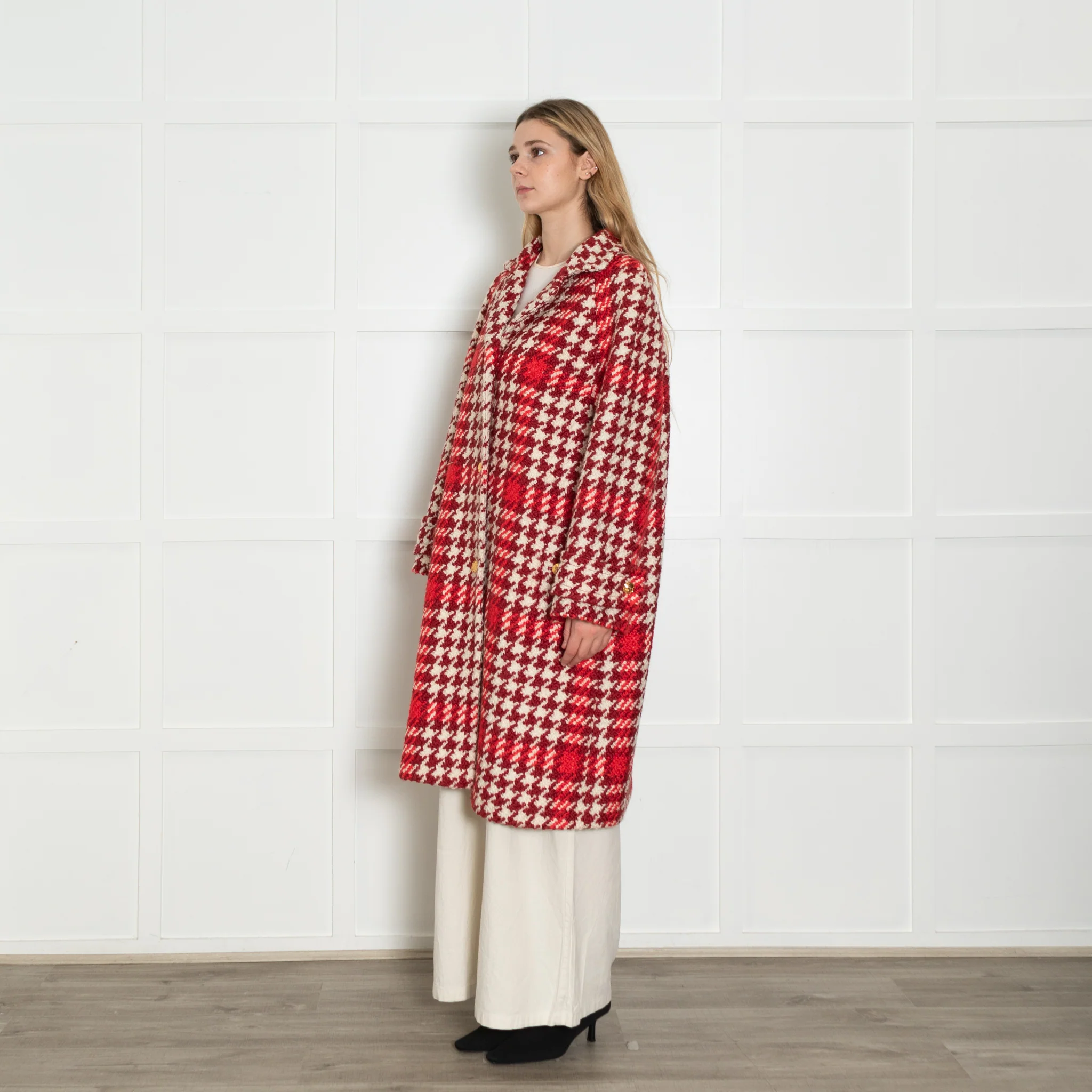 Escada Cream Burgundy Large Hound Tooth Weave Wool Blend Coat - Image 3
