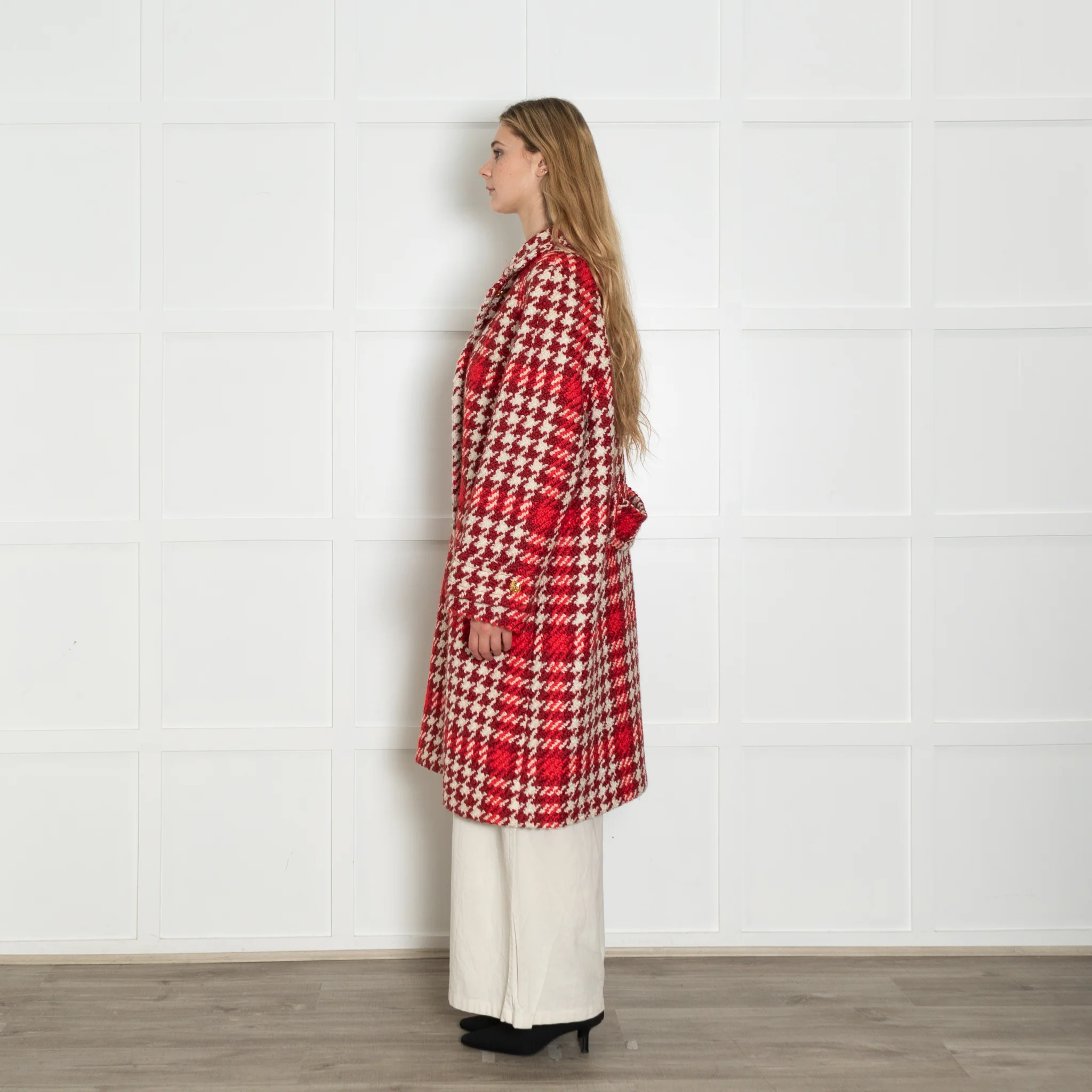 Escada Cream Burgundy Large Hound Tooth Weave Wool Blend Coat - Image 4