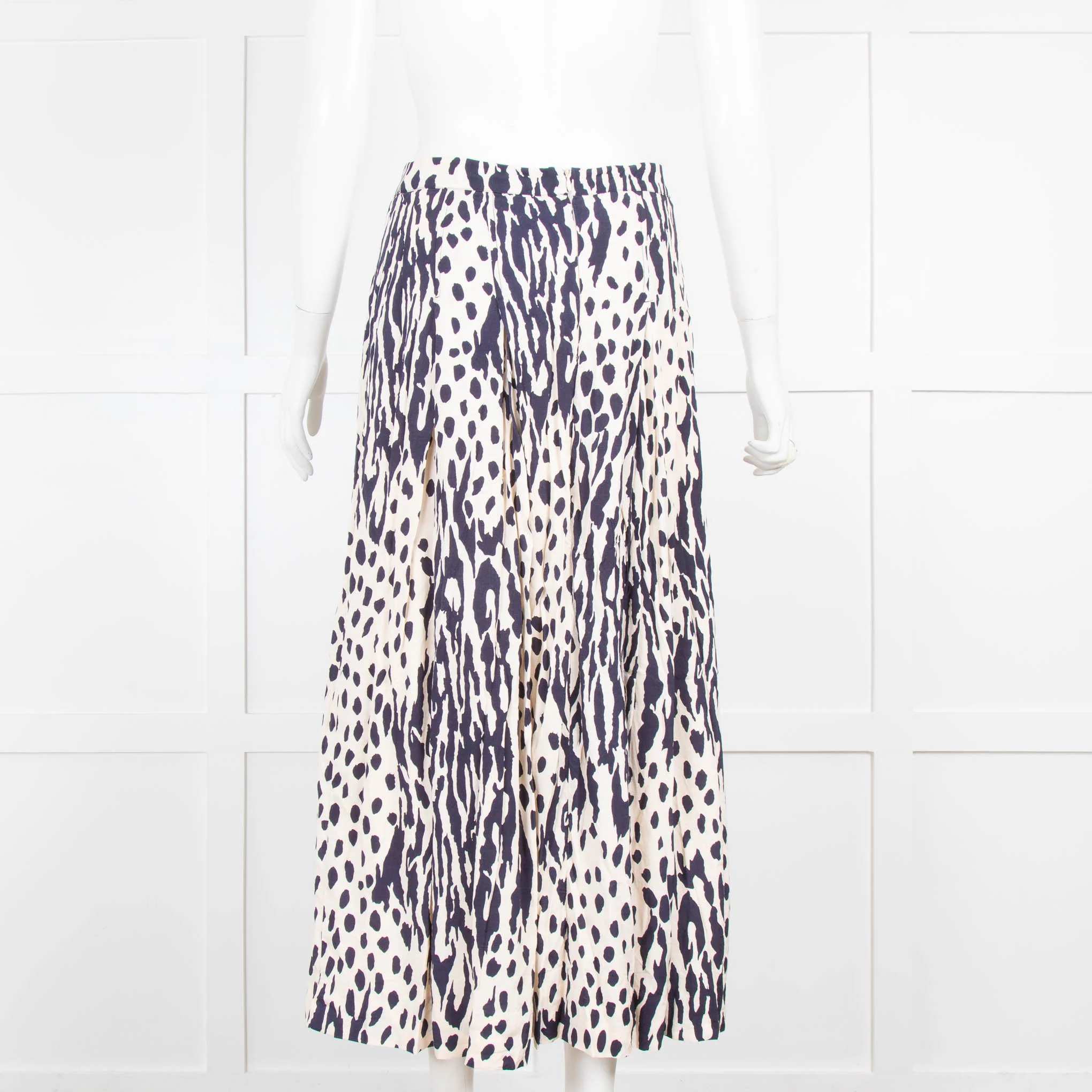 Essentiel Antwerp Navy and Cream Pattern Skirt - Image 3