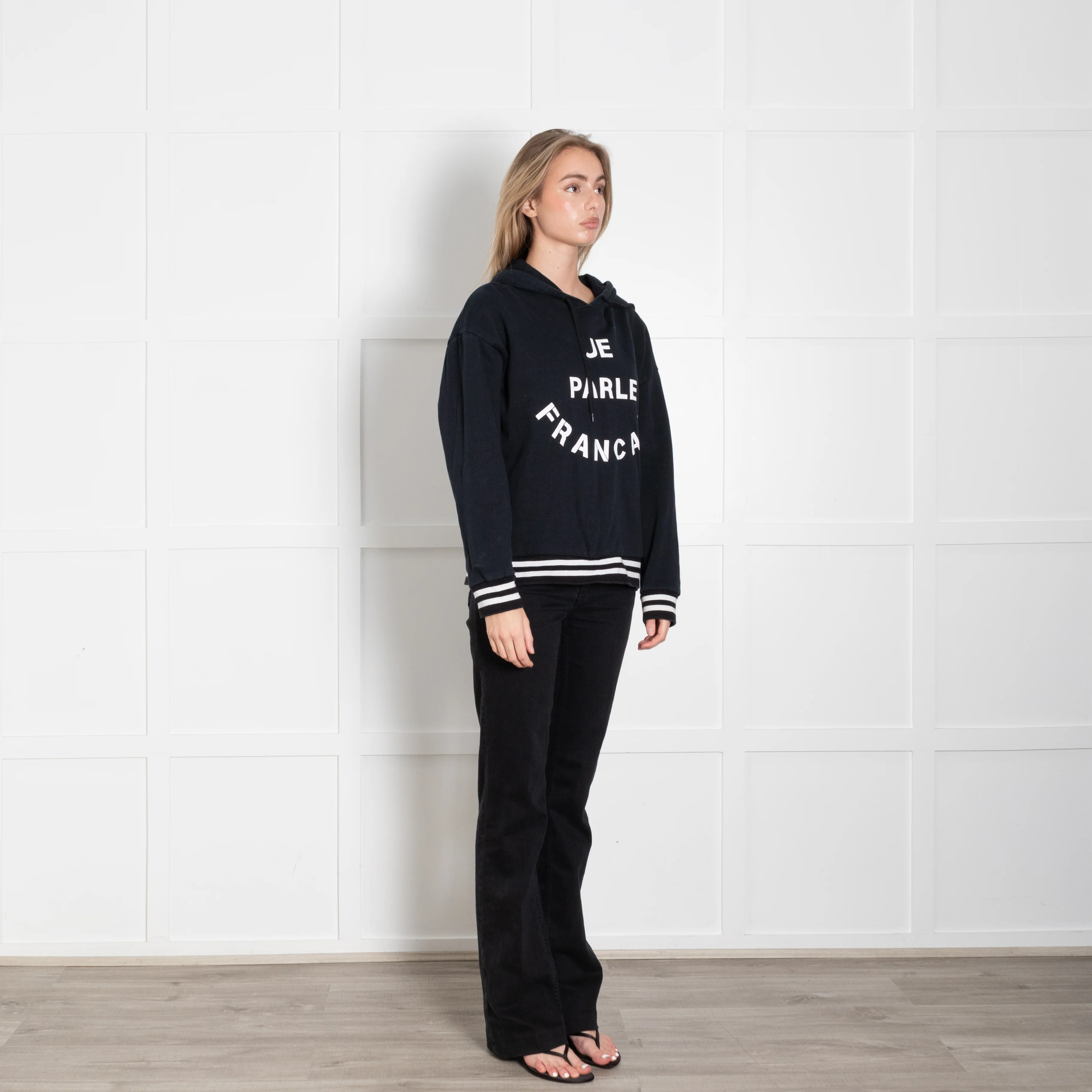 Etre Cecile Je Parle Francais Navy Hoodie - Image 7