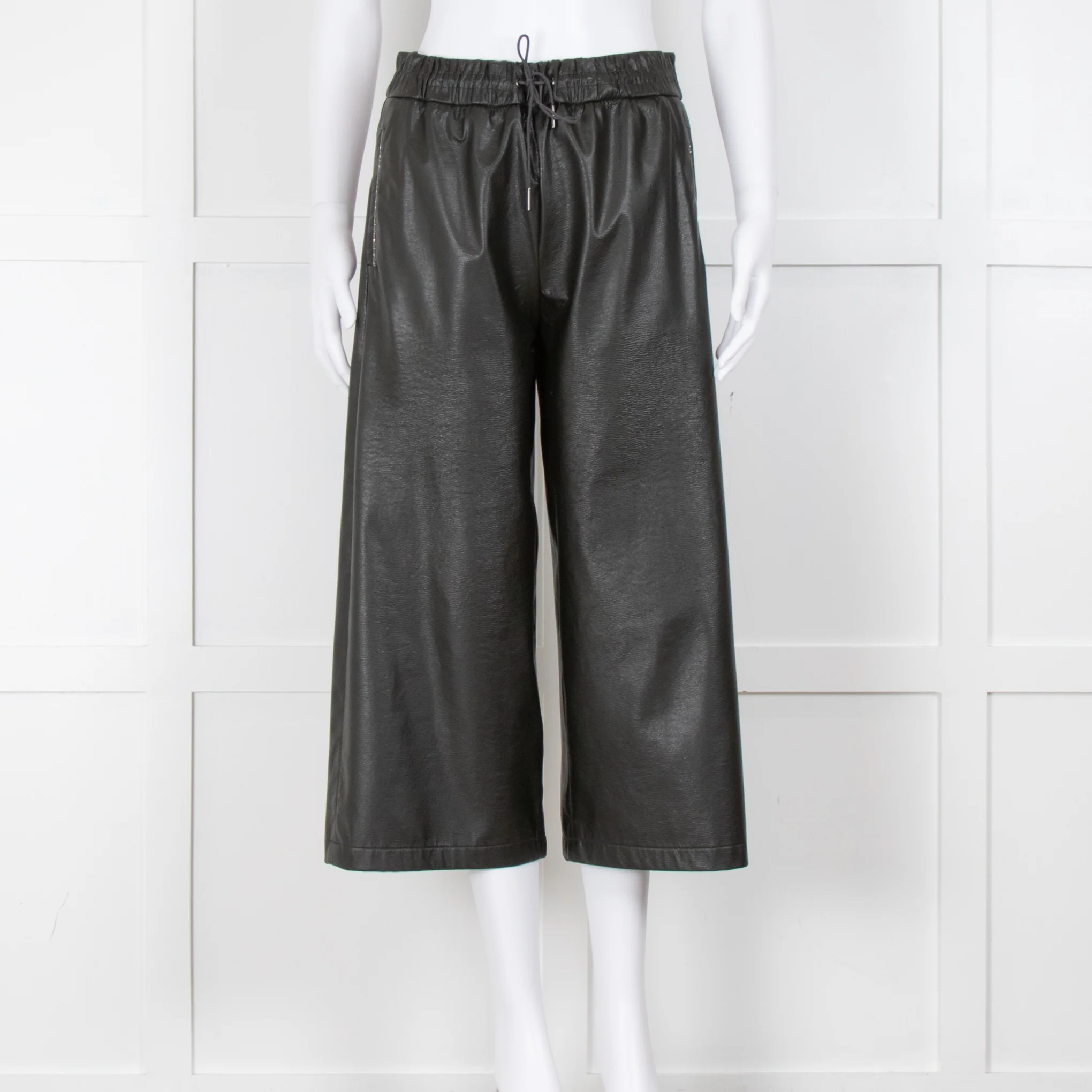 Fabiana Filippi Dark Green Faux Leather 3/4 Length Trousers