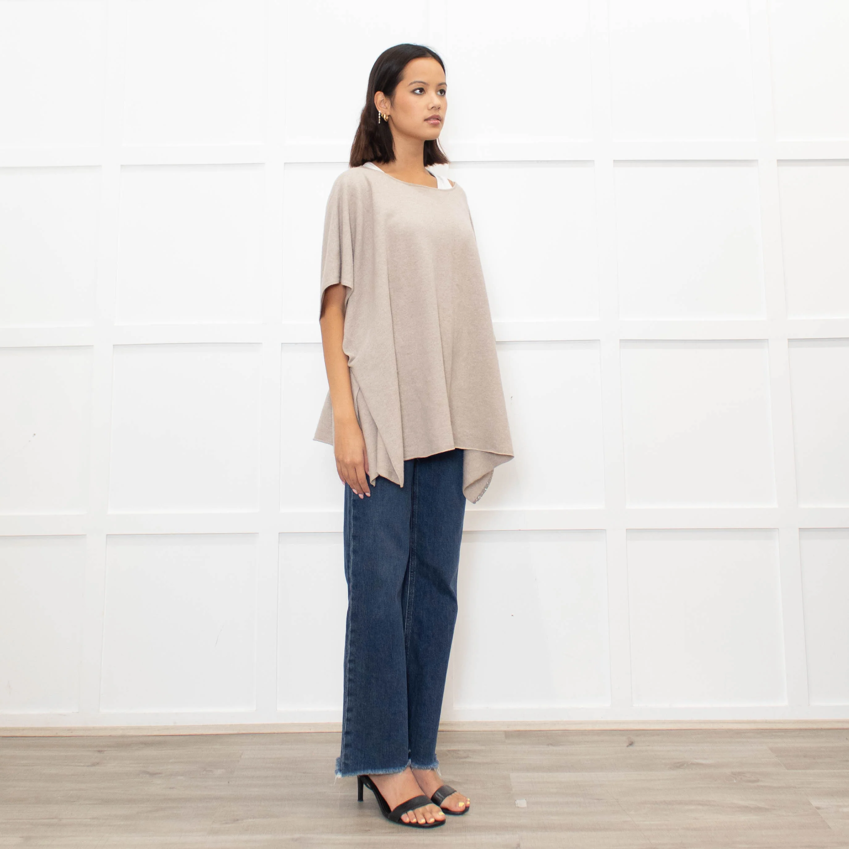 Fabiana Filippi Neutral Beige Silver Bead Trim Knitted Poncho - Image 3