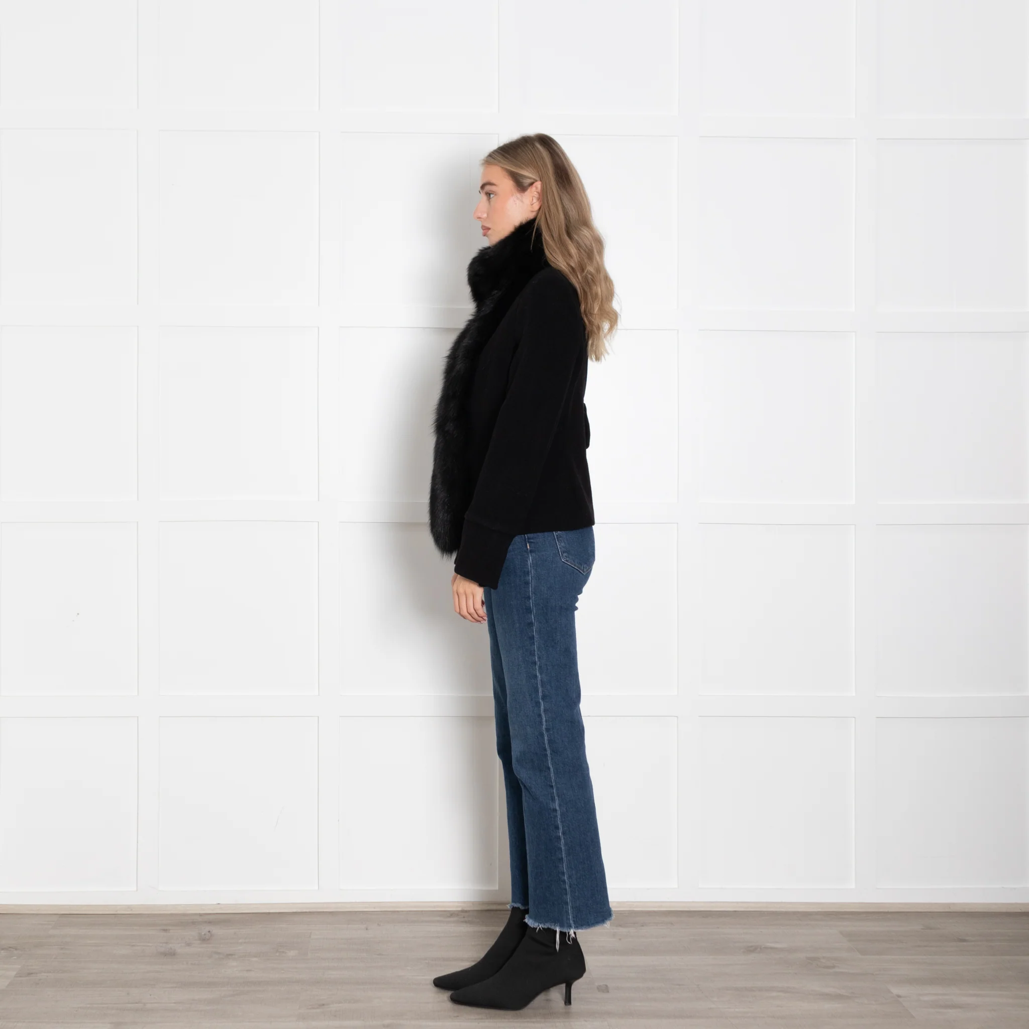 Fabio Castellani Black Short Jacket with Fox Fur Trim - Image 4