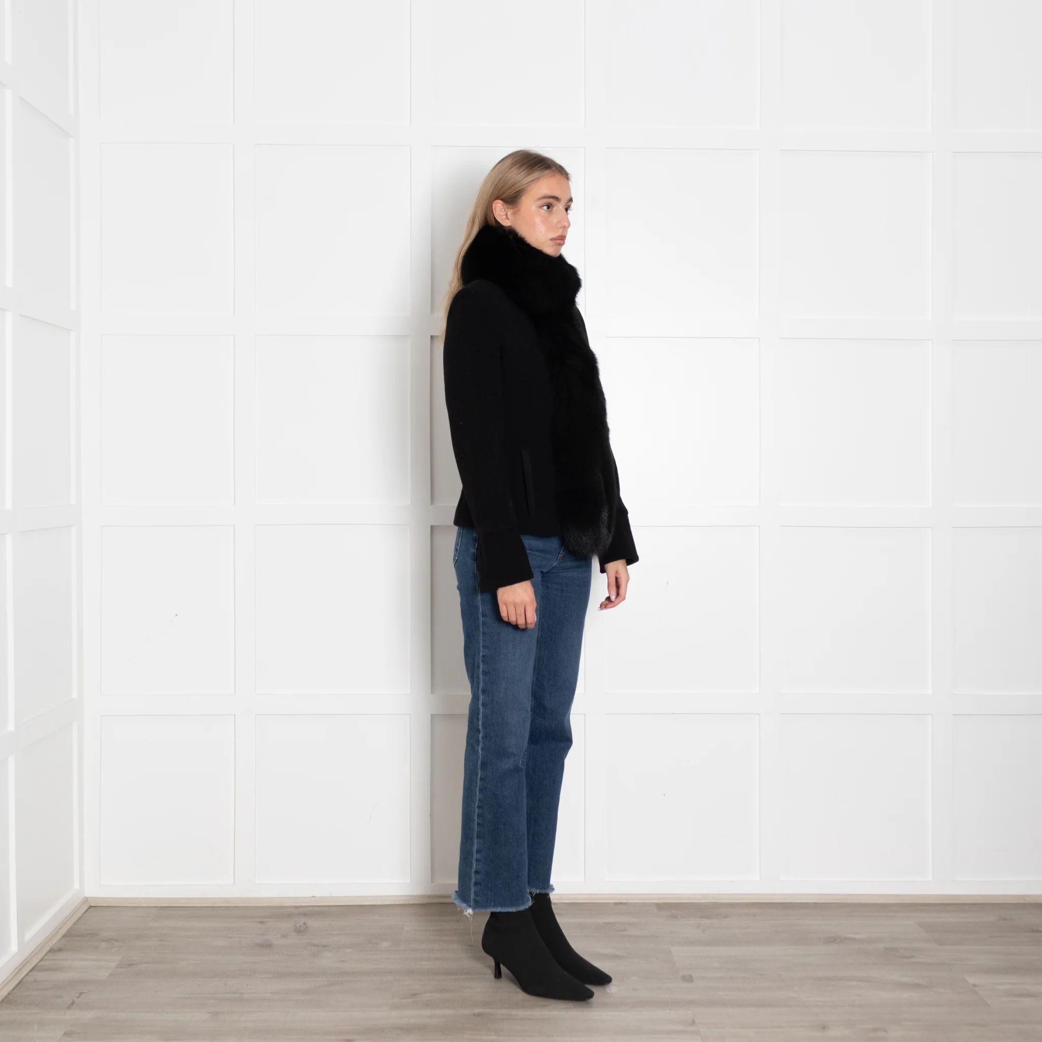 Fabio Castellani Black Short Jacket with Fox Fur Trim - Image 7