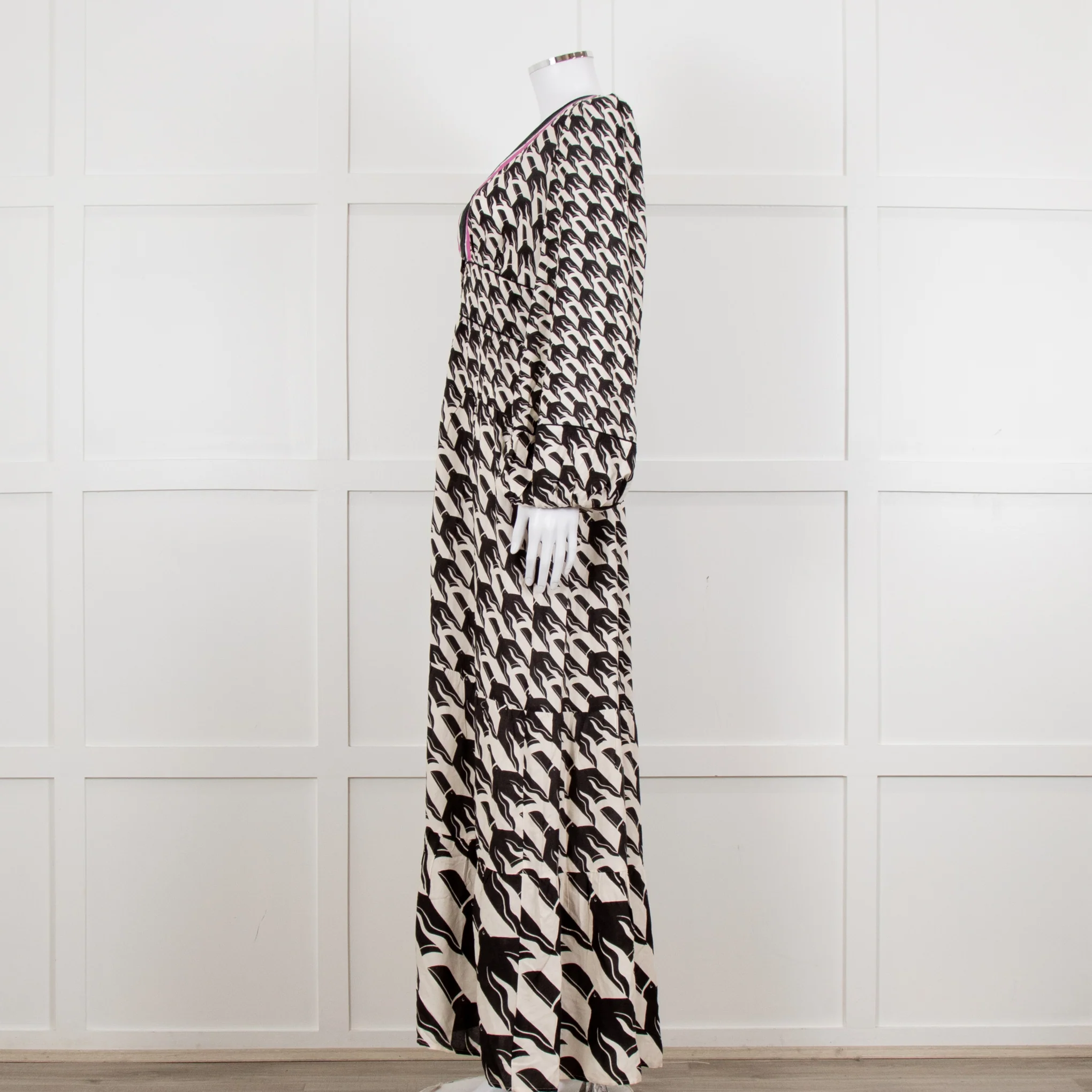 Farm Rio White Black Bird Print Maxi Dress - Image 3