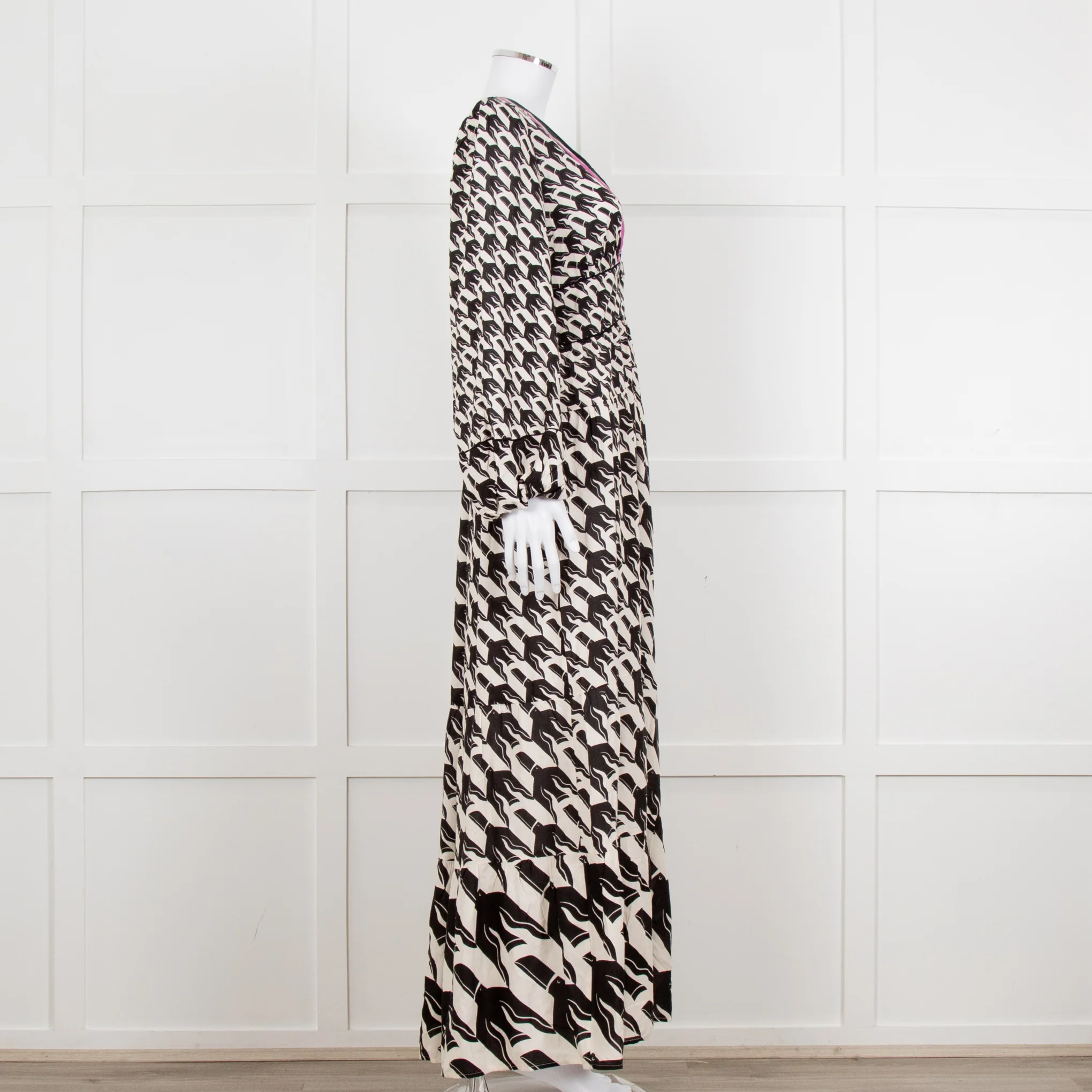 Farm Rio White Black Bird Print Maxi Dress - Image 7