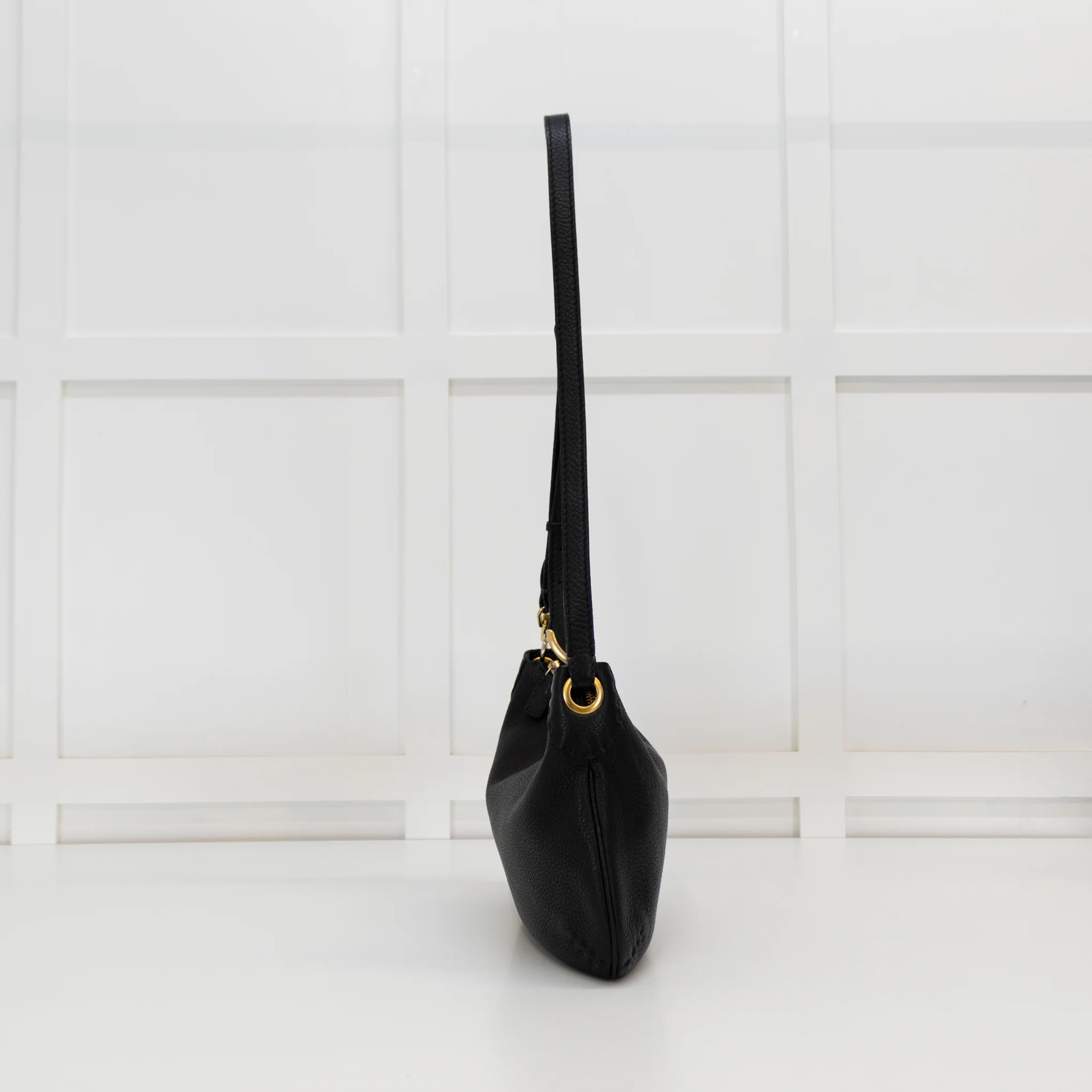 Fendi Black Grain Leather Vintage Cross Body bag - Image 5
