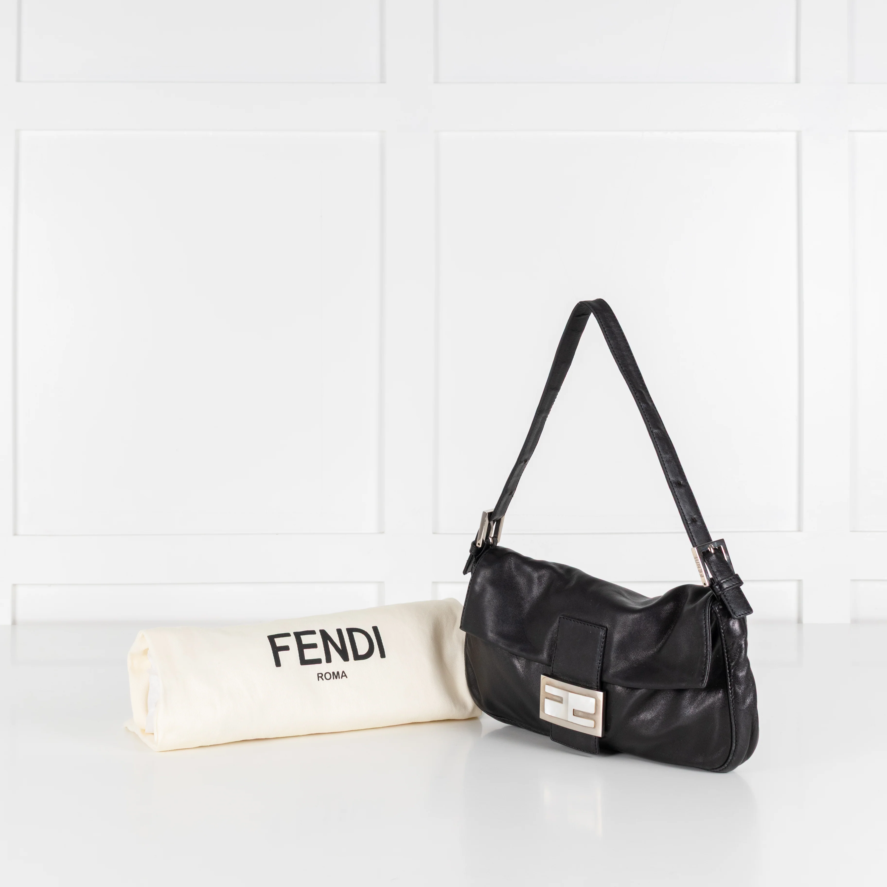 Fendi Black Silver Hardware Baguette Bag - Image 3