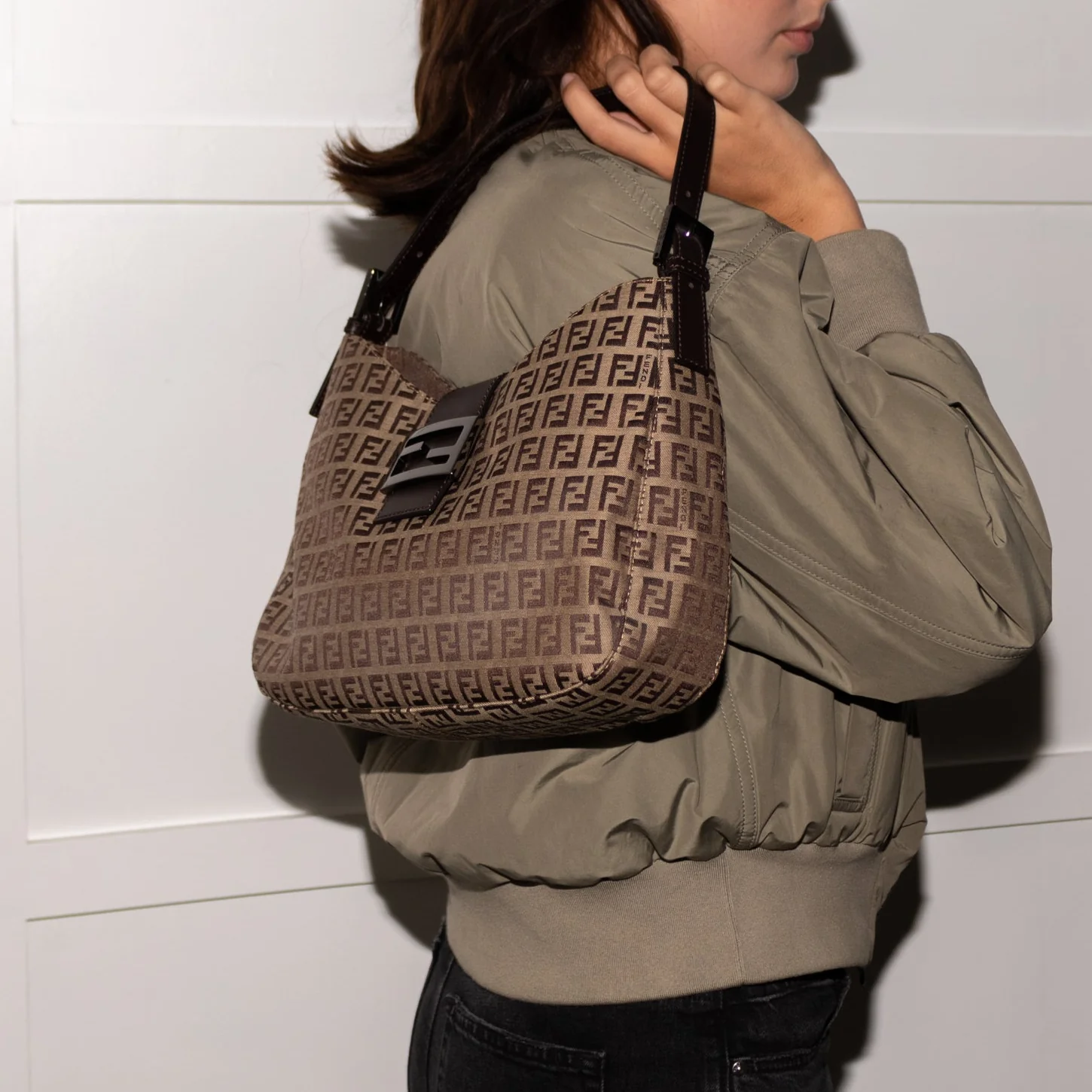Fendi Zucchino Vintage Shoulder Bag - Image 5