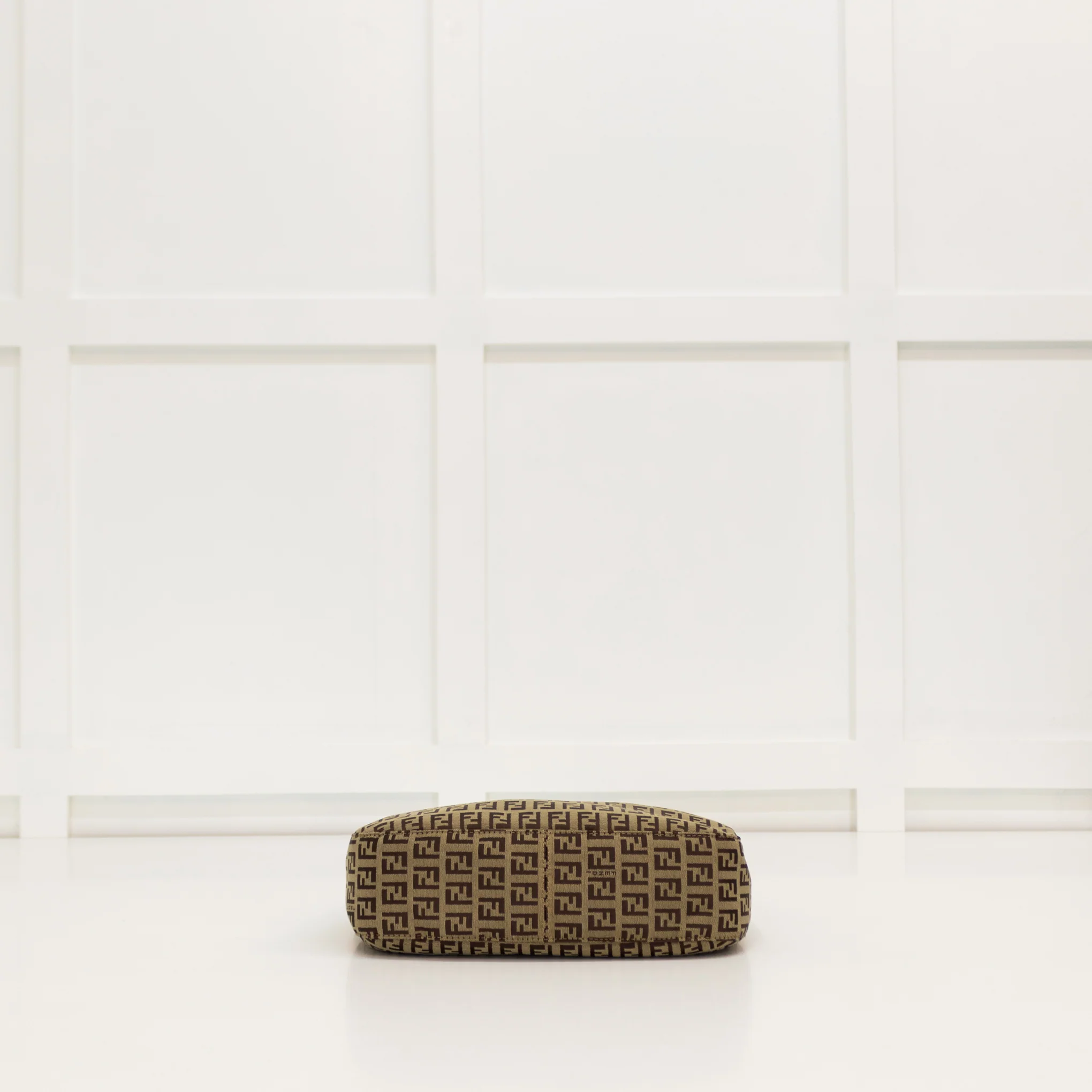 Fendi Zucchino Vintage Shoulder Bag - Image 8