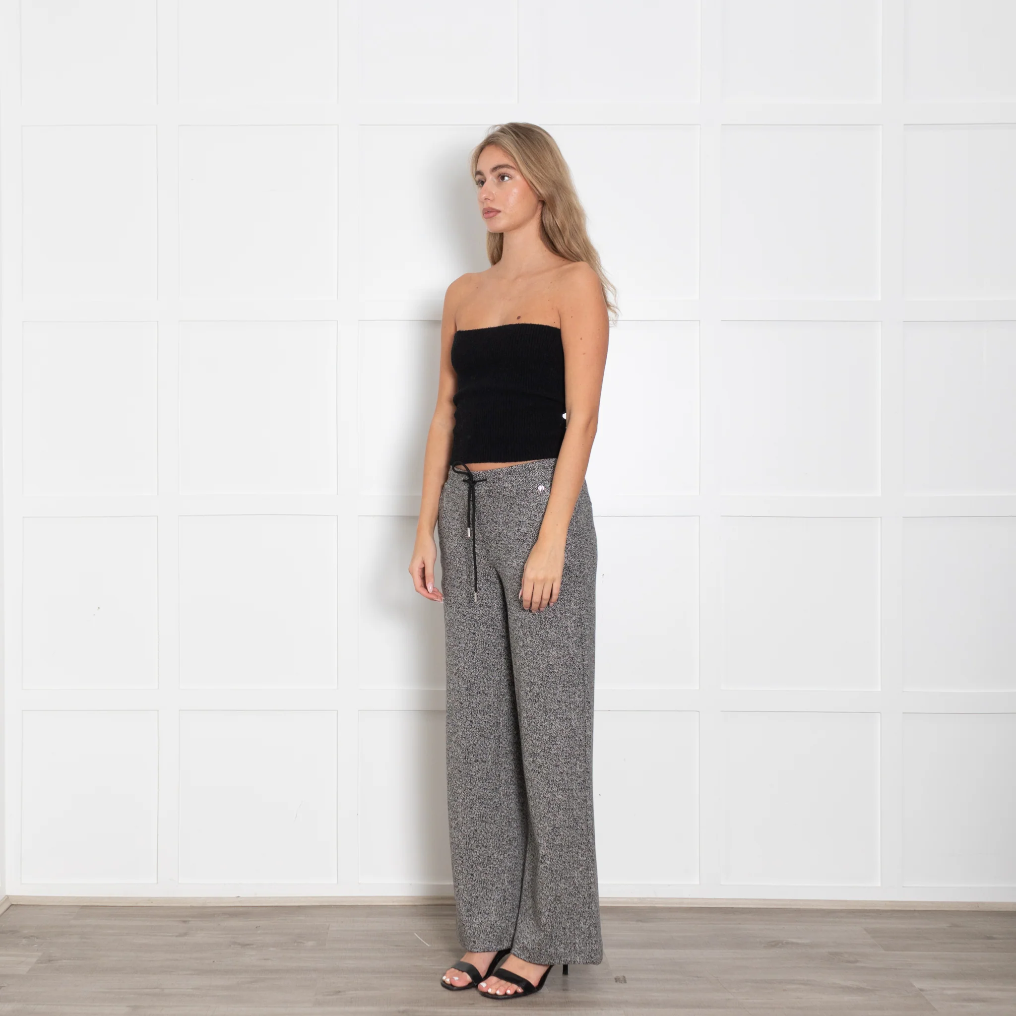 Finch Hatton Black and White Herringbone Stretch Trousers - Image 3