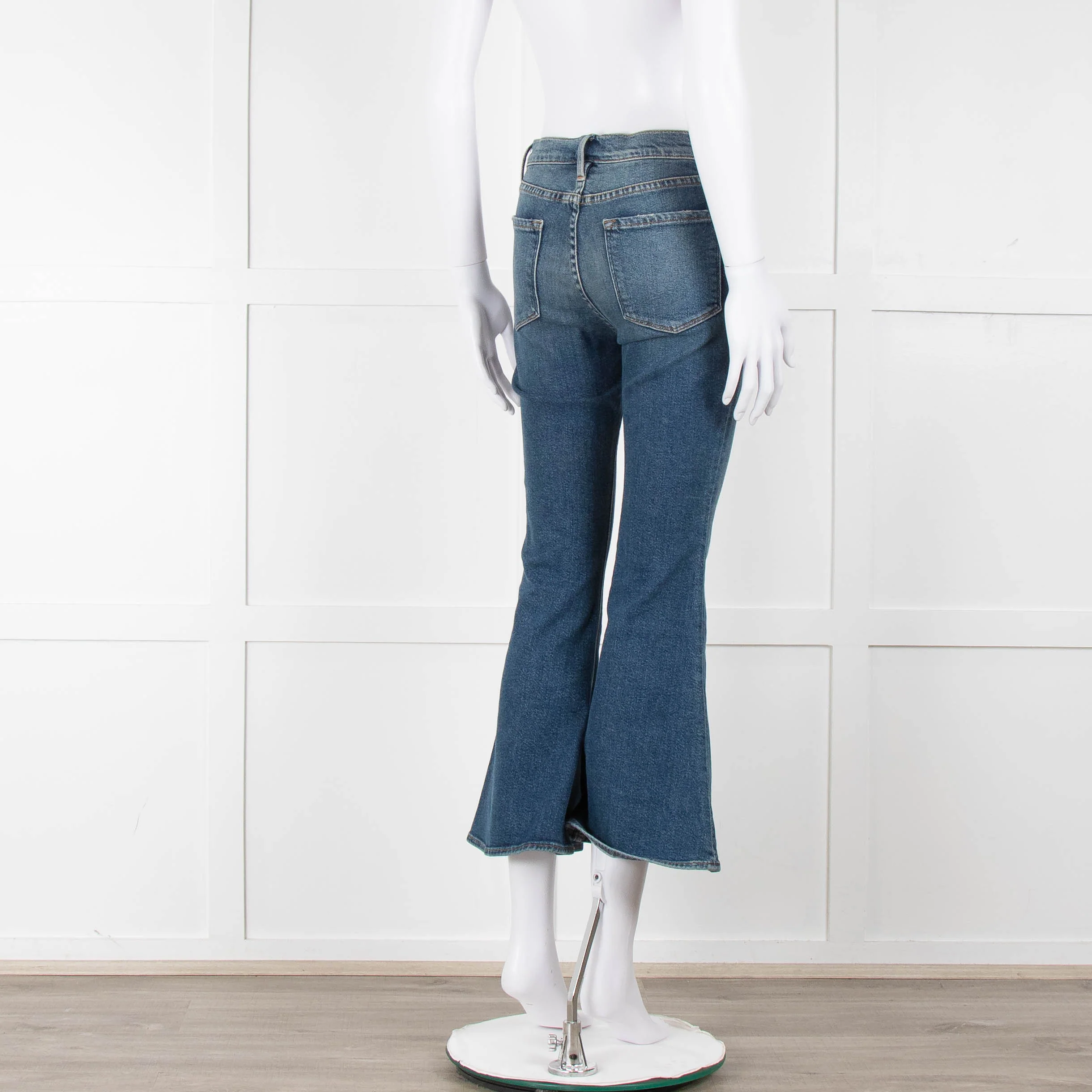 Frame Blue Denim Flared Cropped Jeans - Image 4