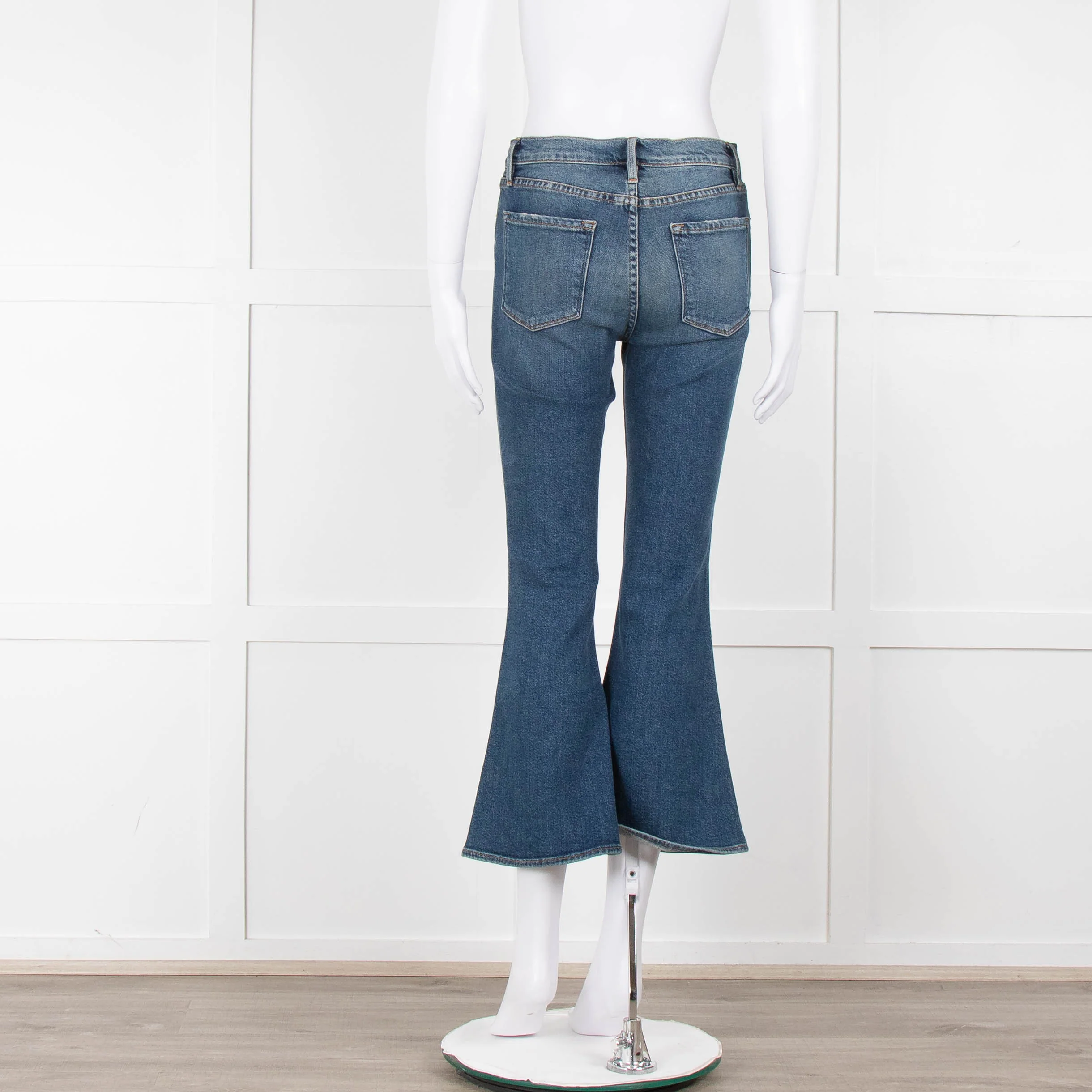 Frame Blue Denim Flared Cropped Jeans - Image 5