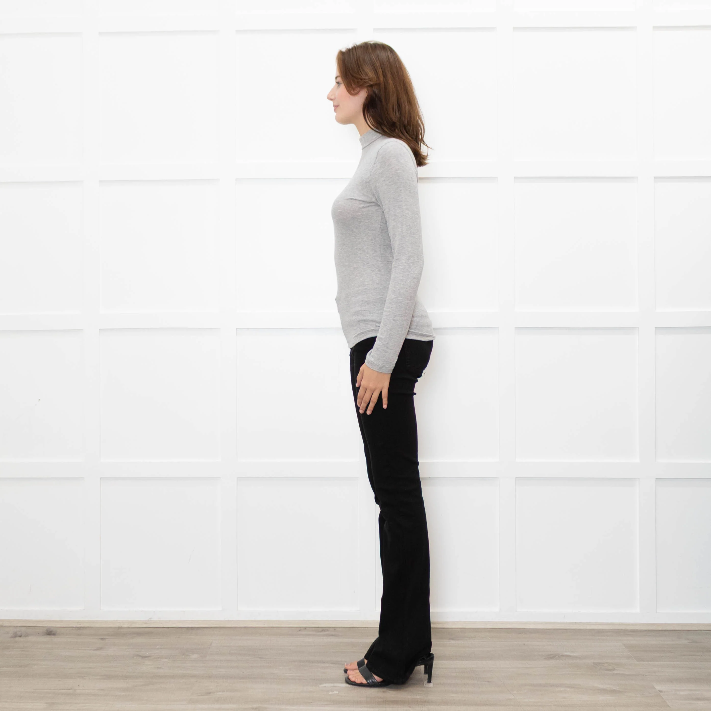 Frame Grey Thin Rib Turtleneck - Image 4