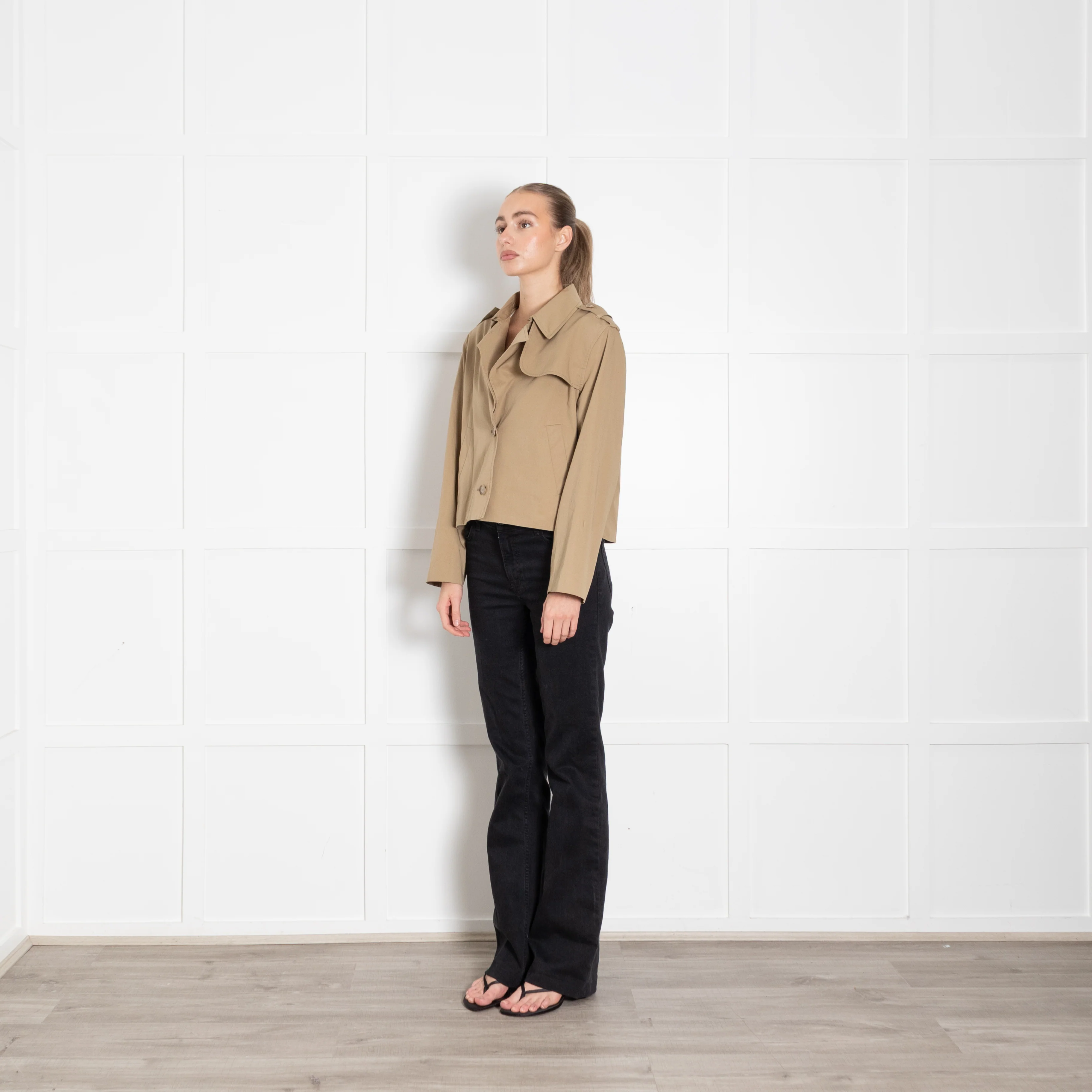 Frame Khaki Short Cotton Gabardine Short Trench Jacket - Image 3