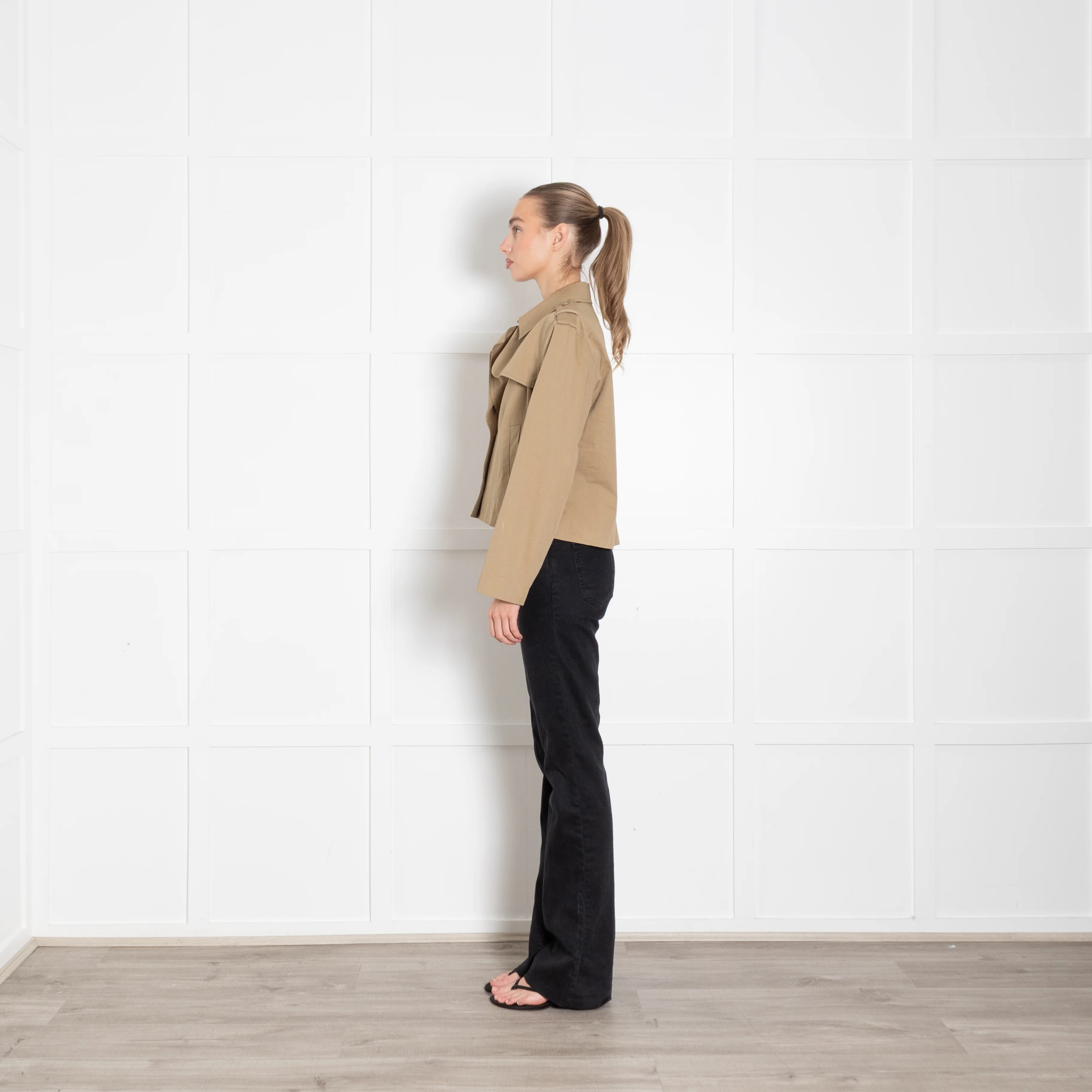 Frame Khaki Short Cotton Gabardine Short Trench Jacket - Image 4