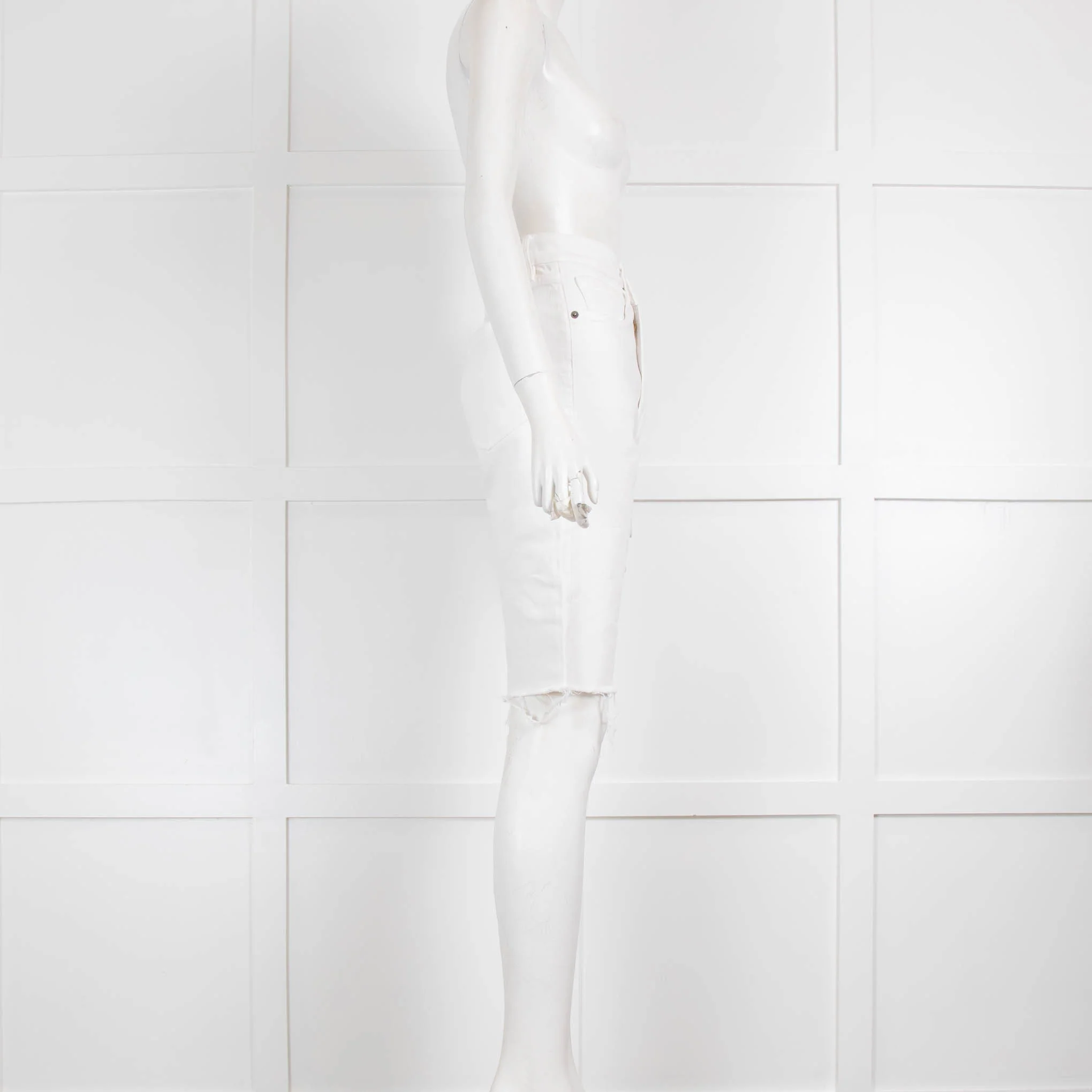 Frame White Long Cut-off Shorts - Image 2