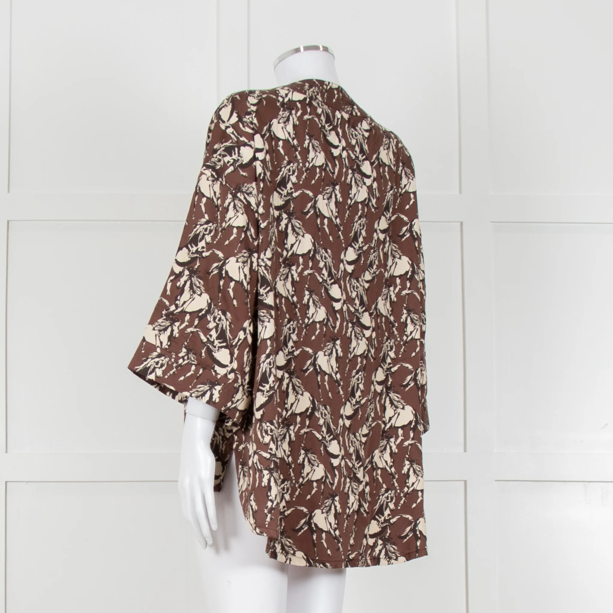 FWP By Rae Brown Open Top With Cream Horse Pattern - Image 6