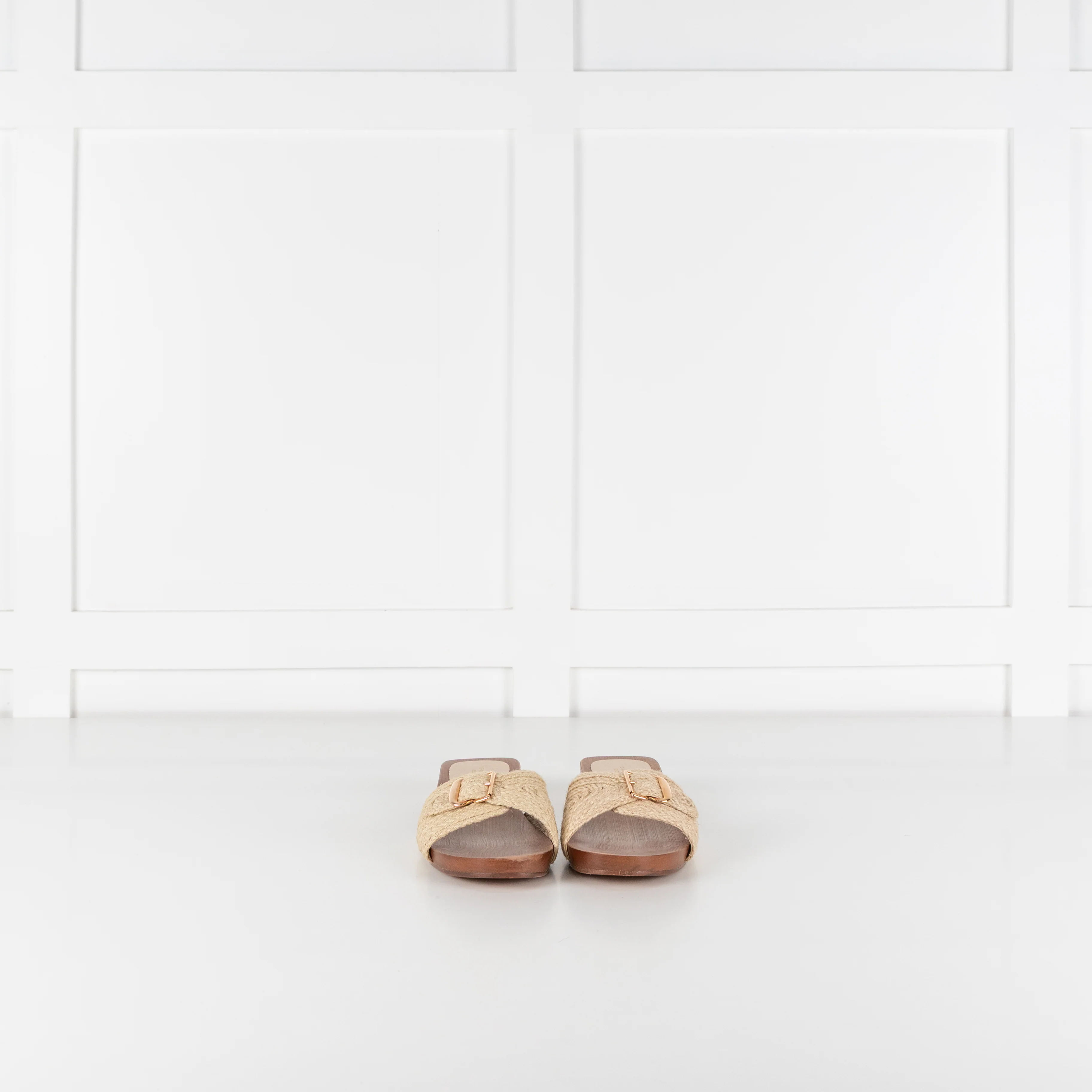 Gabriela Hearst Clover Clog Sandal in Cream Leather Jute - Image 3