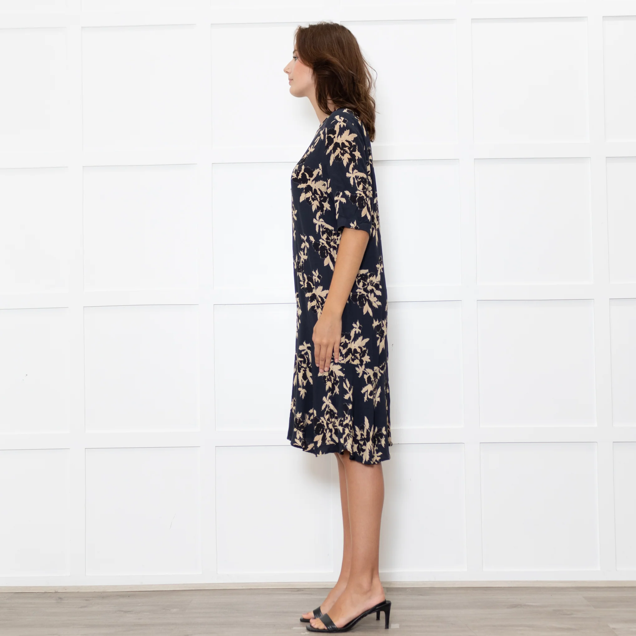 Ganni Dark Navy Black Tan Flower Print Short Sleeve Dress - Image 4