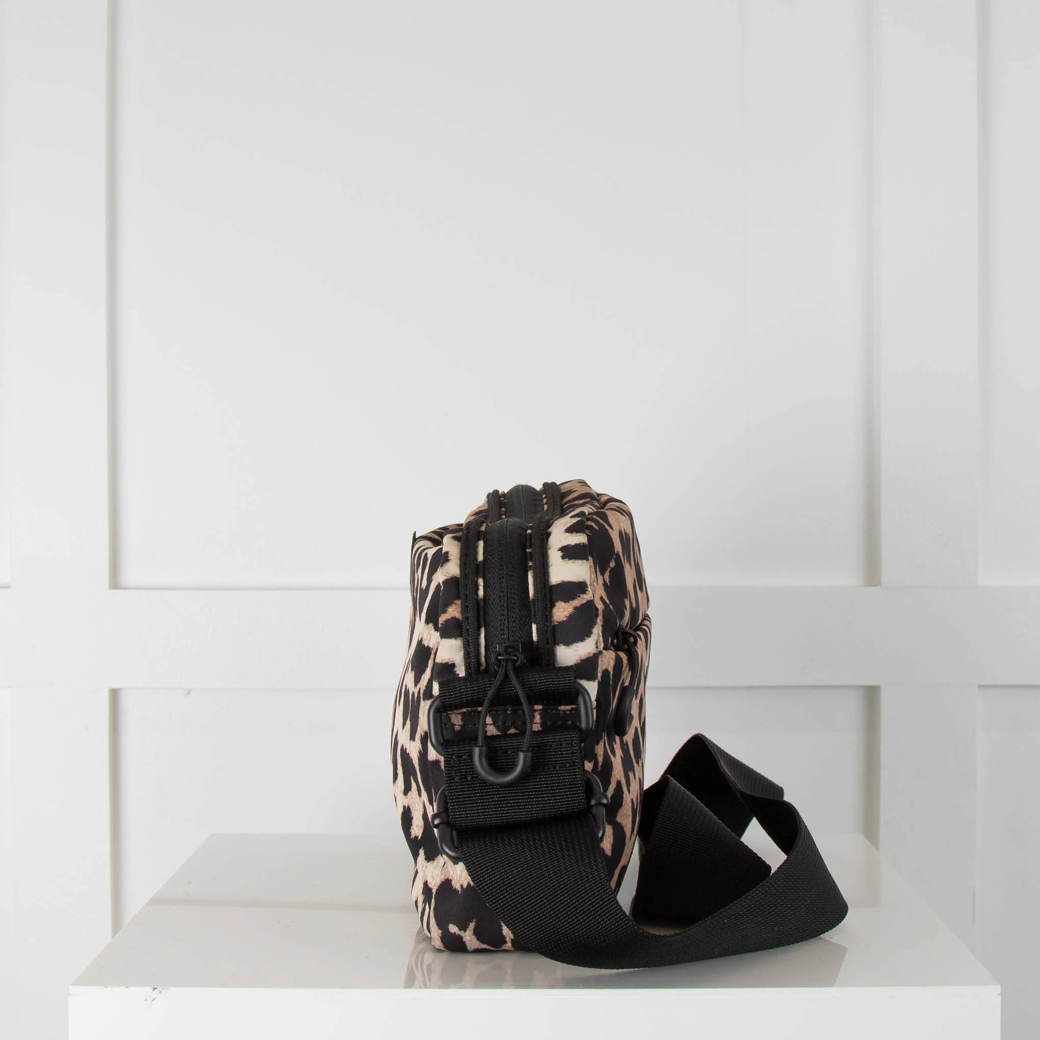 Ganni Leopard Print Vinyl Cross Body Bag - Image 3