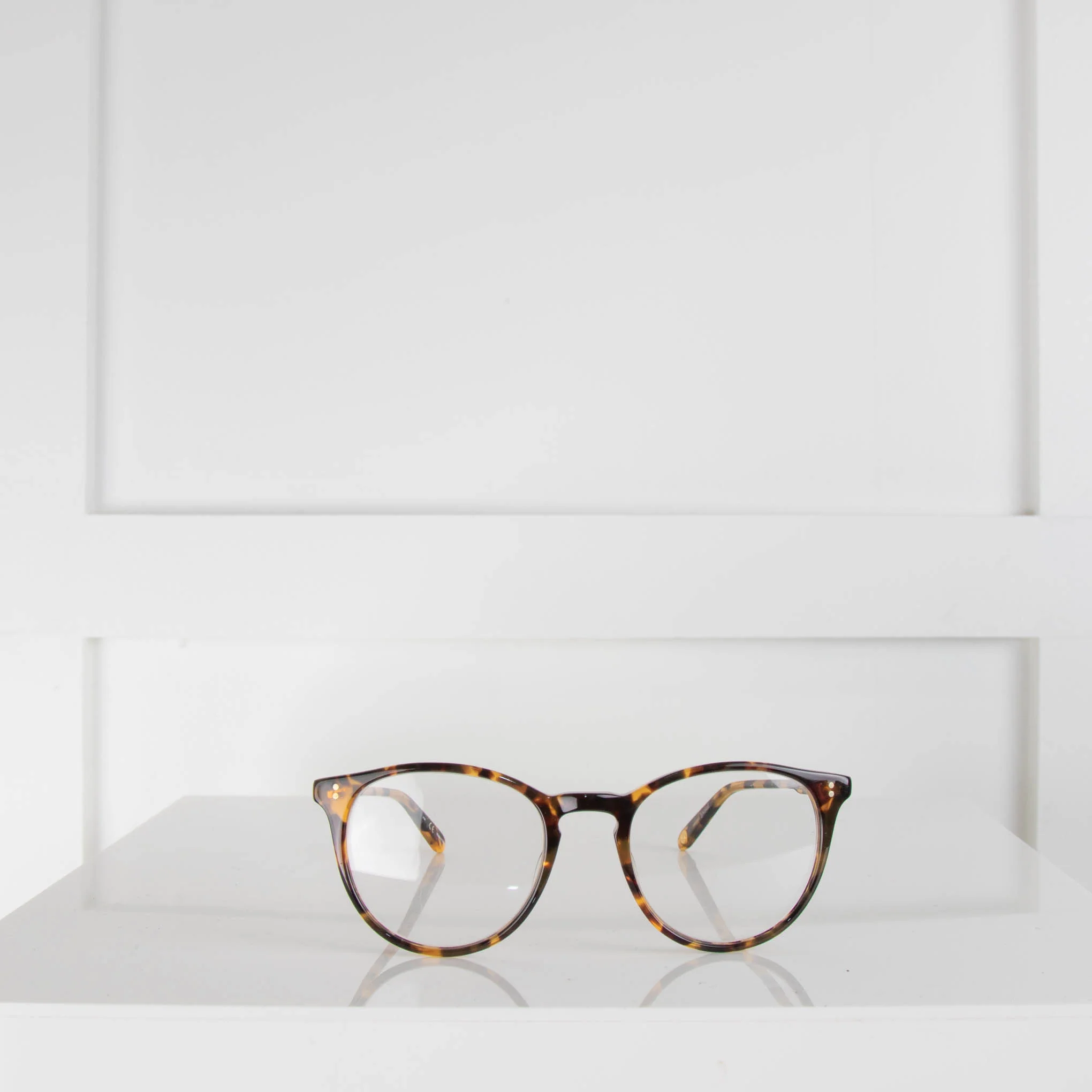 Garrett Leight Tortoiseshell Opticals - Image 2