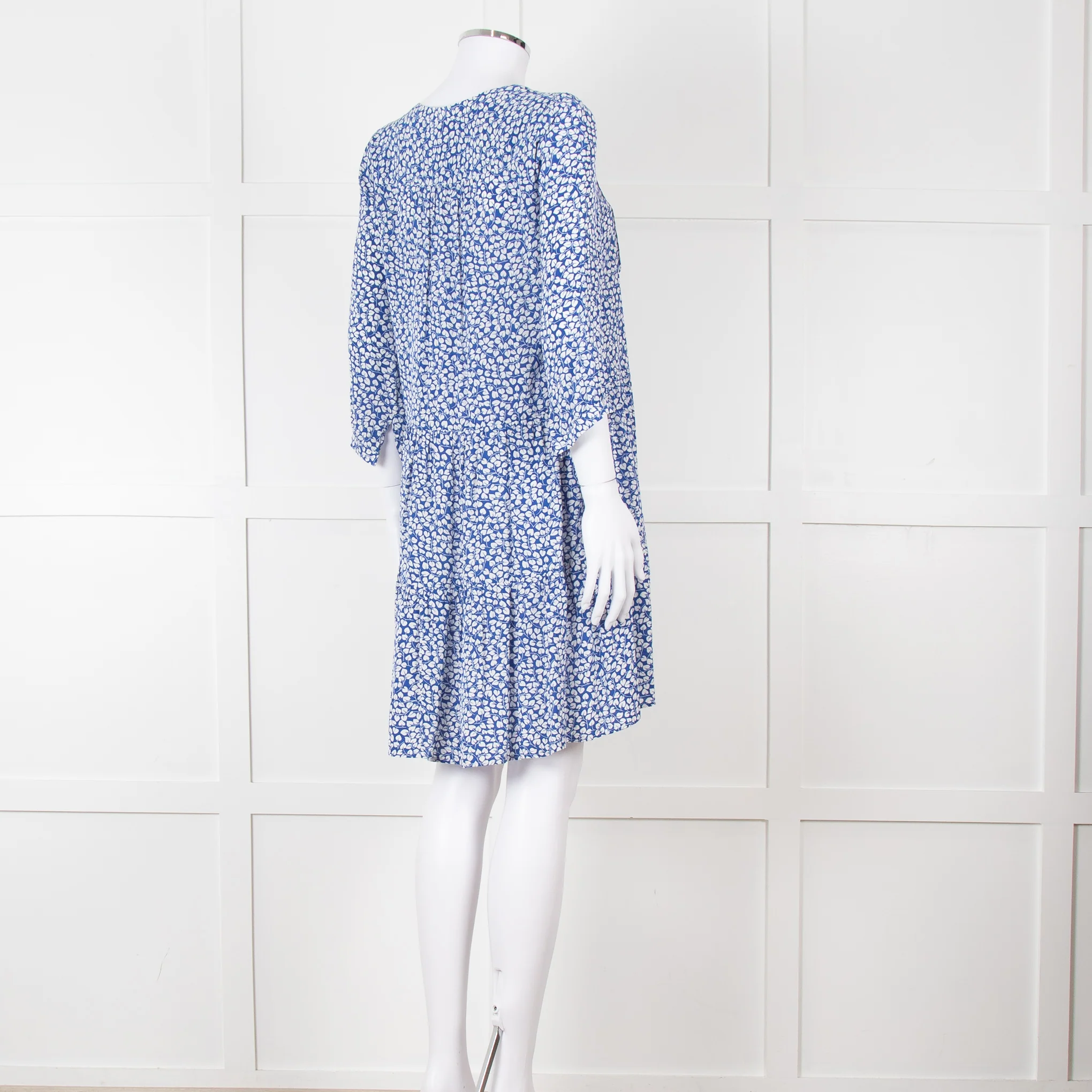 Gerard Darel Blue and White Leaf Print Mini Dress - Image 6