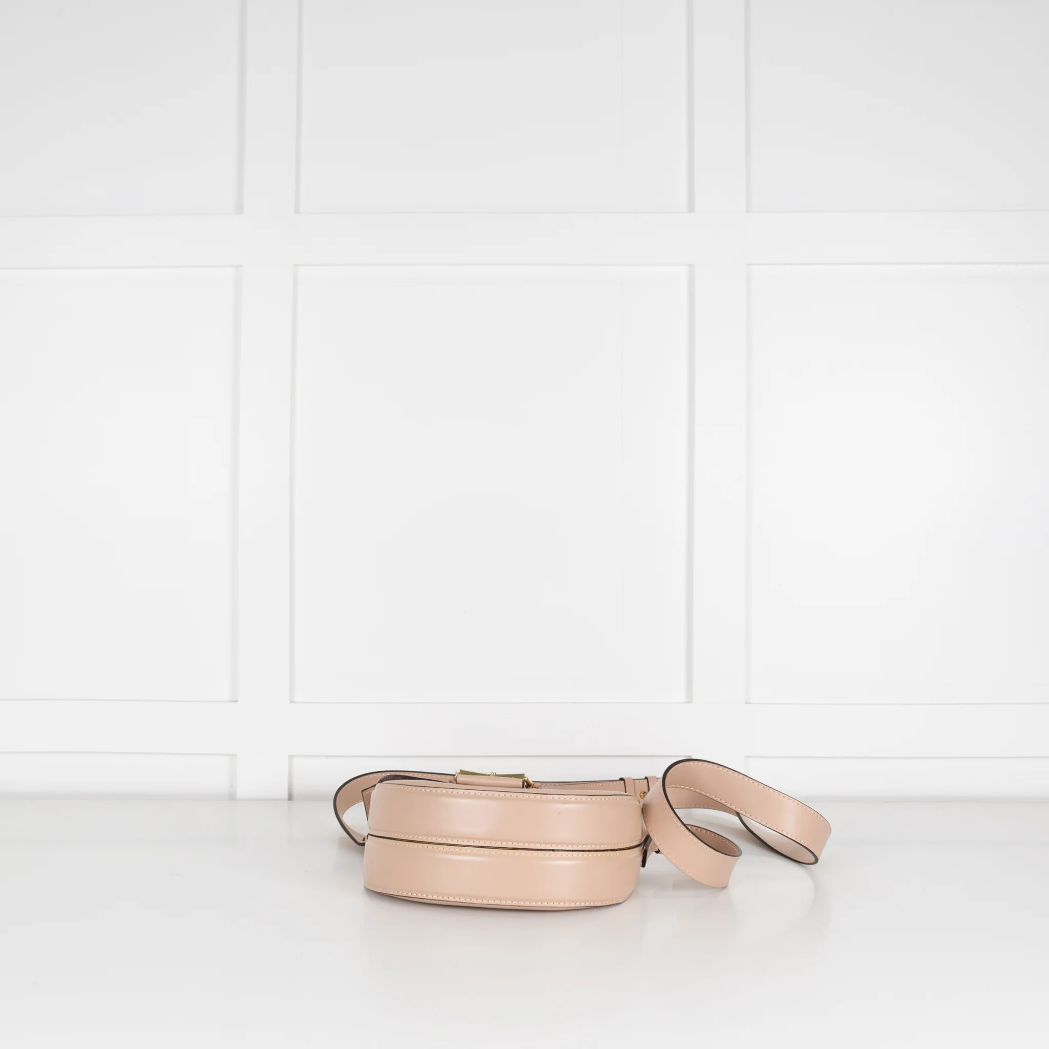 Gianni Chiarini Beige Leather Small Flap Crossbody Bag - Image 5