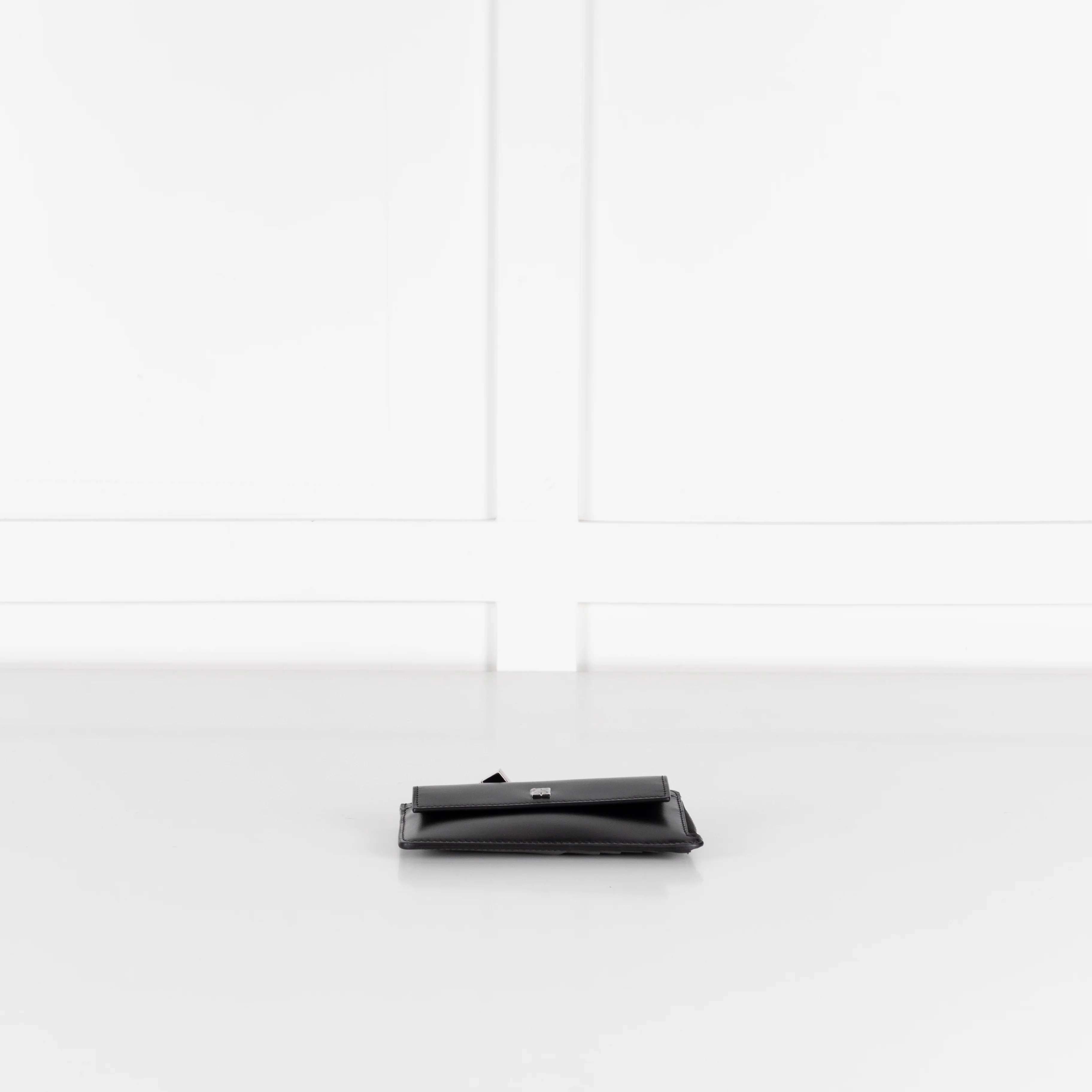 Givenchy Black Zip Around Smooth Leather Keychain Wallet - Image 4