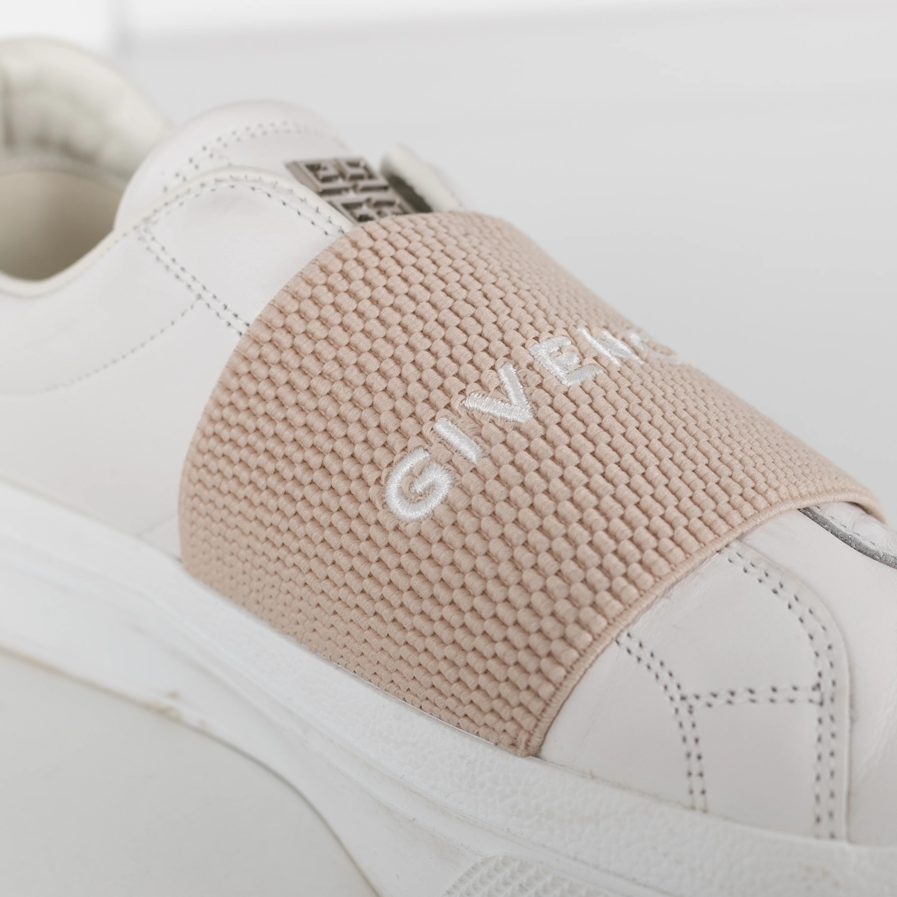 Givenchy White Beige City Sport Leather Trainers - Image 11