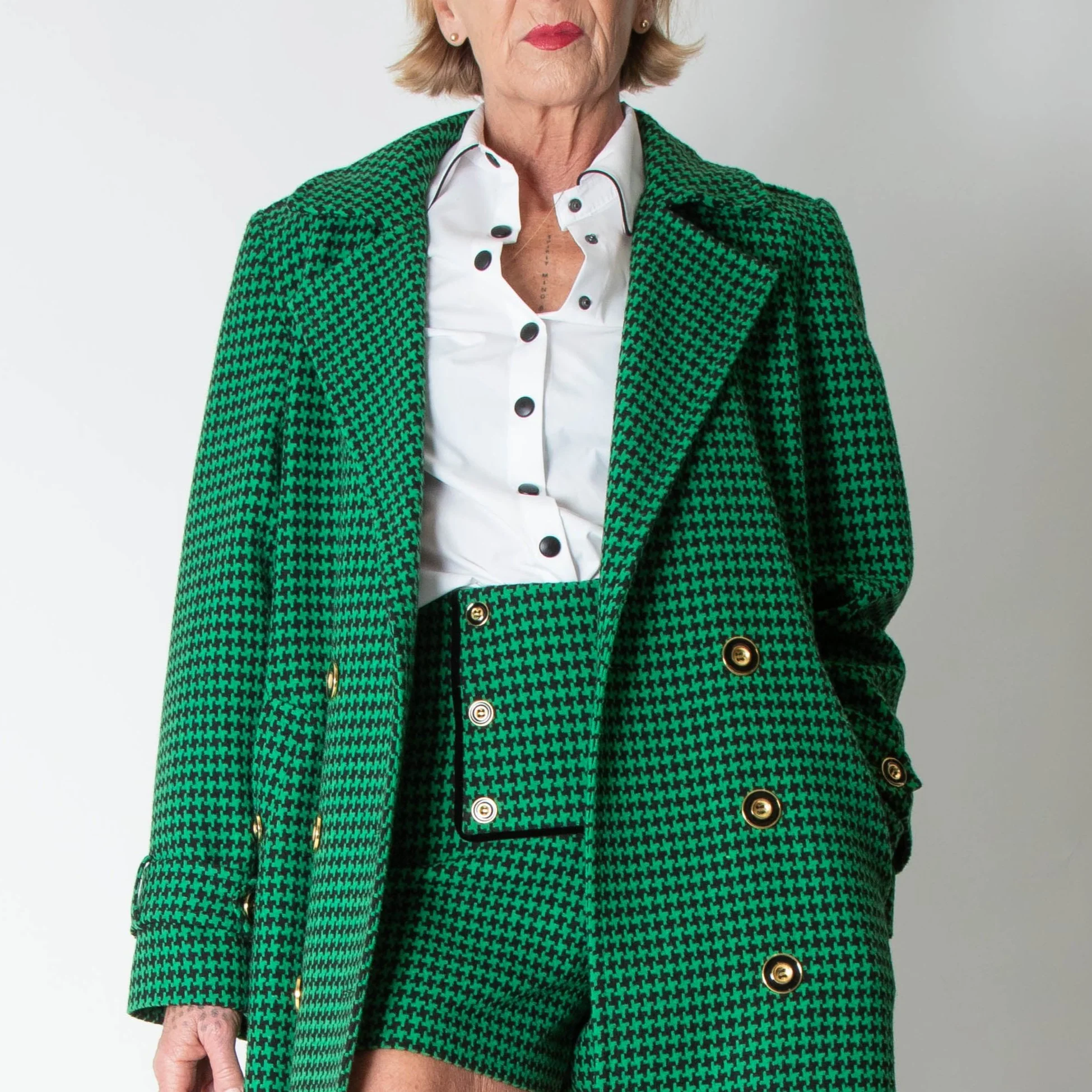 Glamoda Style X Sophie Hermann White Shirt With Black Buttons - Image 2
