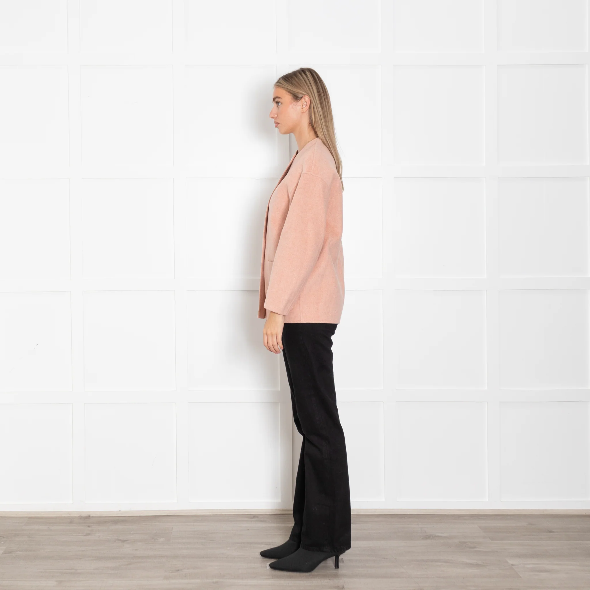 Goelia Pink Pearl Button Collarless Jacket - Image 4