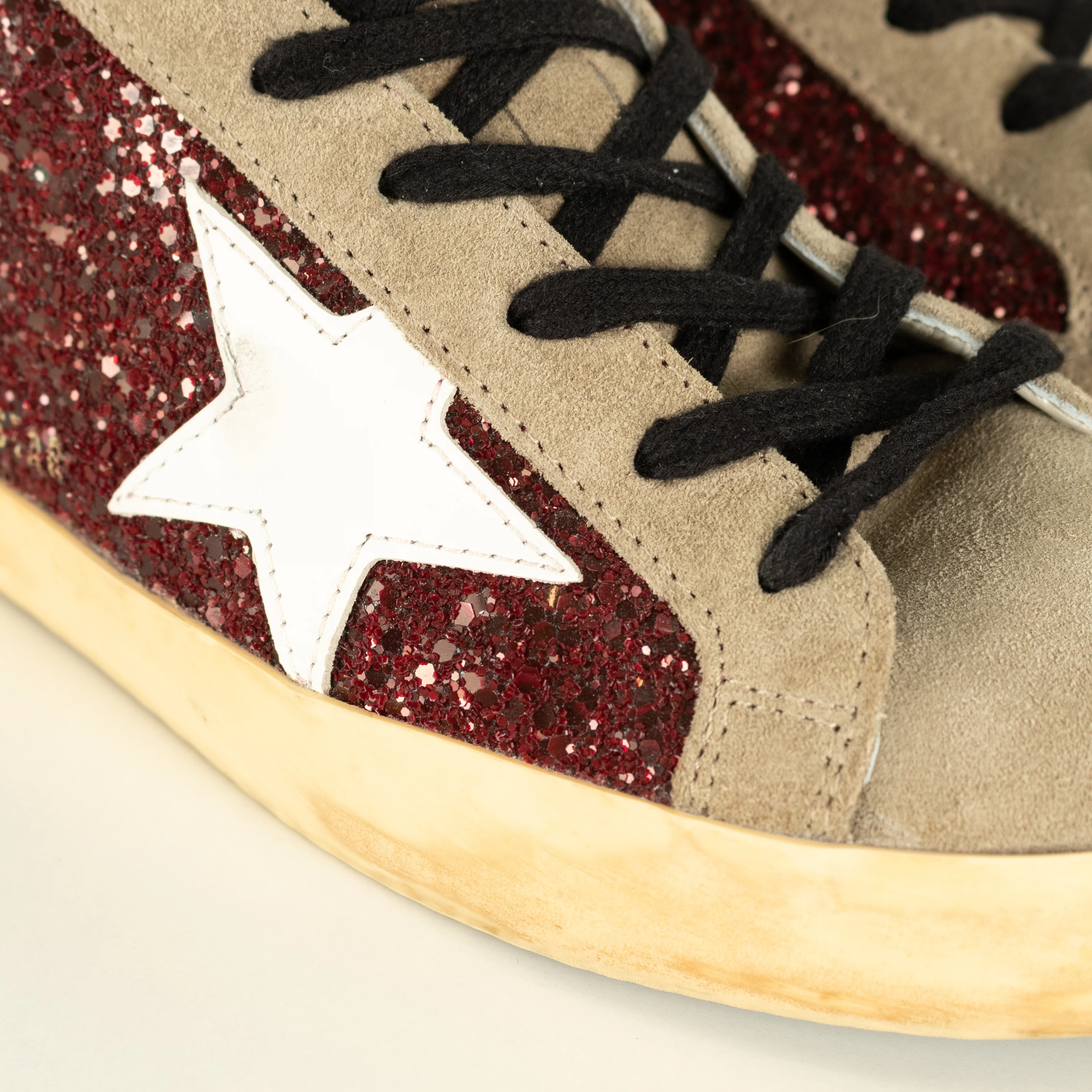 Golden Goose Super-Star Beige And Burgundy Sparkle Trainer - Image 13