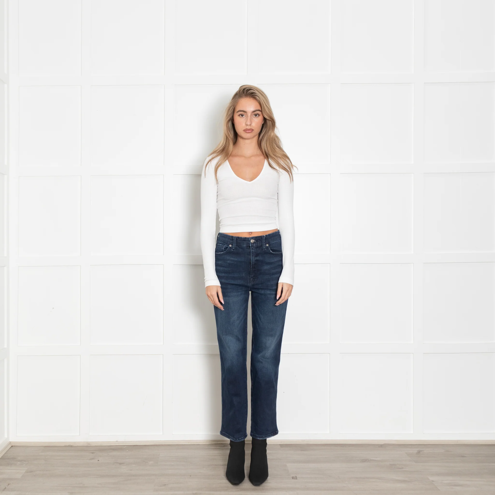 Good American Dark Denim Classic Bootcut Stretch Jeans