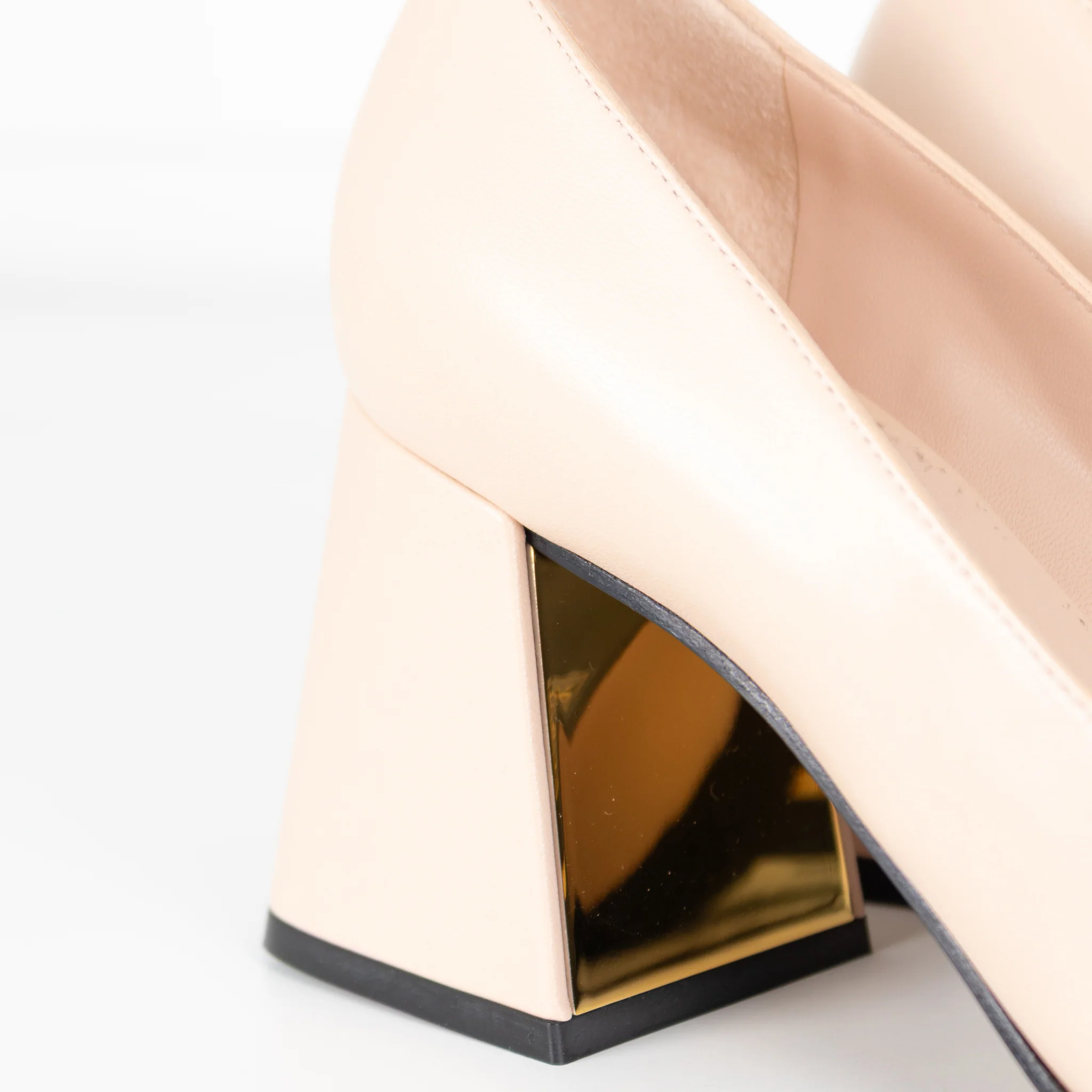 Gucci Beige Horsebit Block Heel Pumps - Image 11