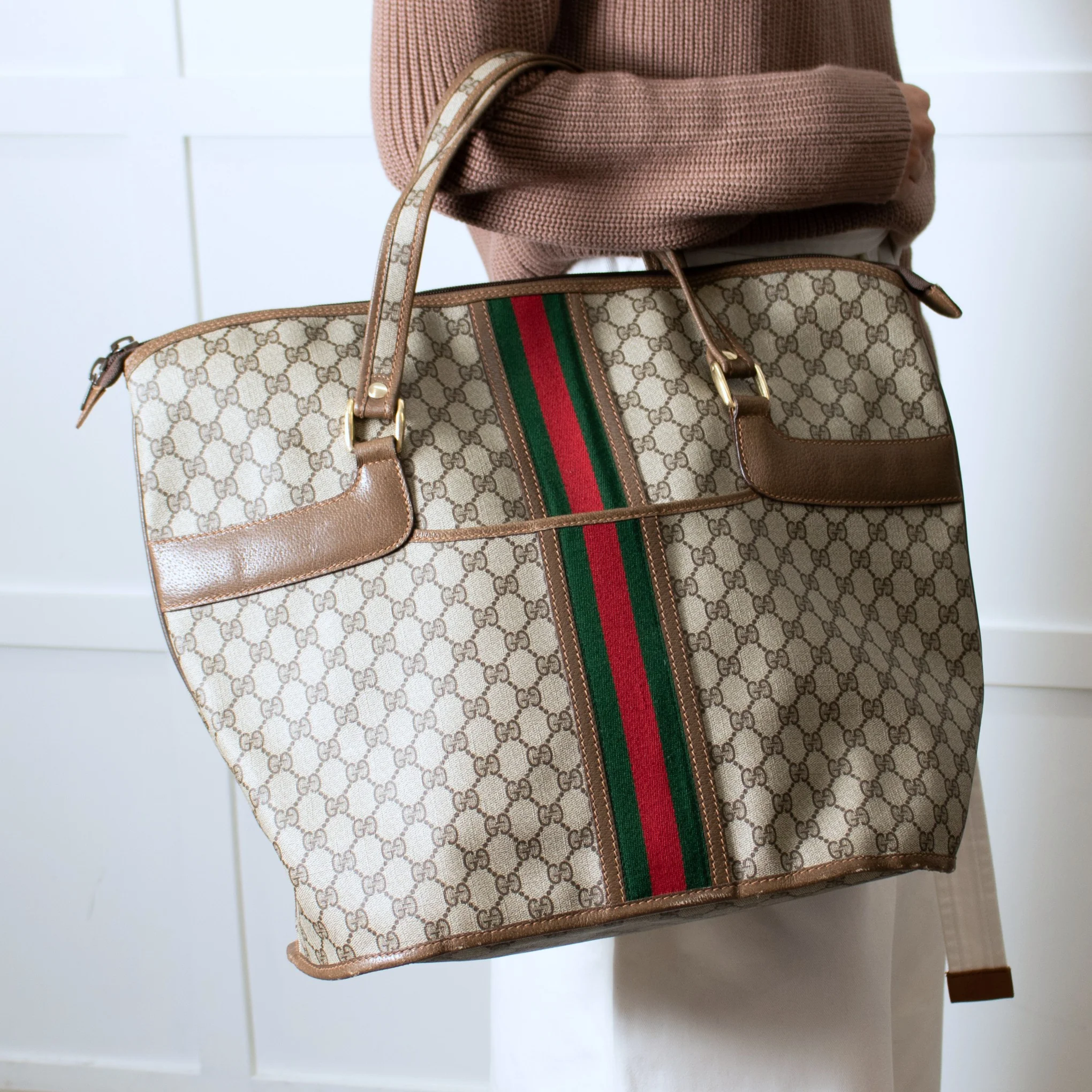 Gucci Beige Monogram Canvas Vintage Large Boston Travel Bag - Image 2