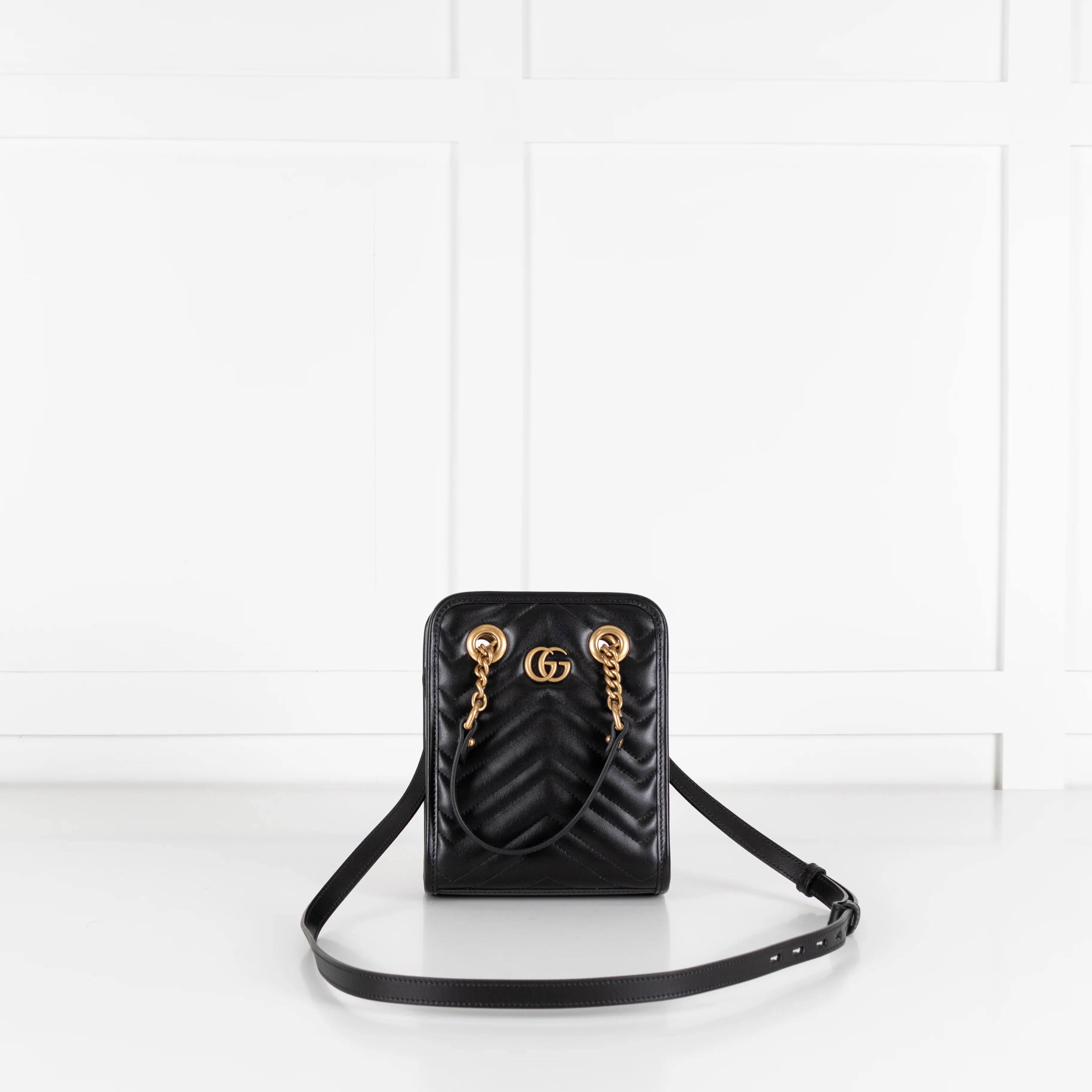 Gucci Black GG Marmont Matelasse Mini Bag - Image 4