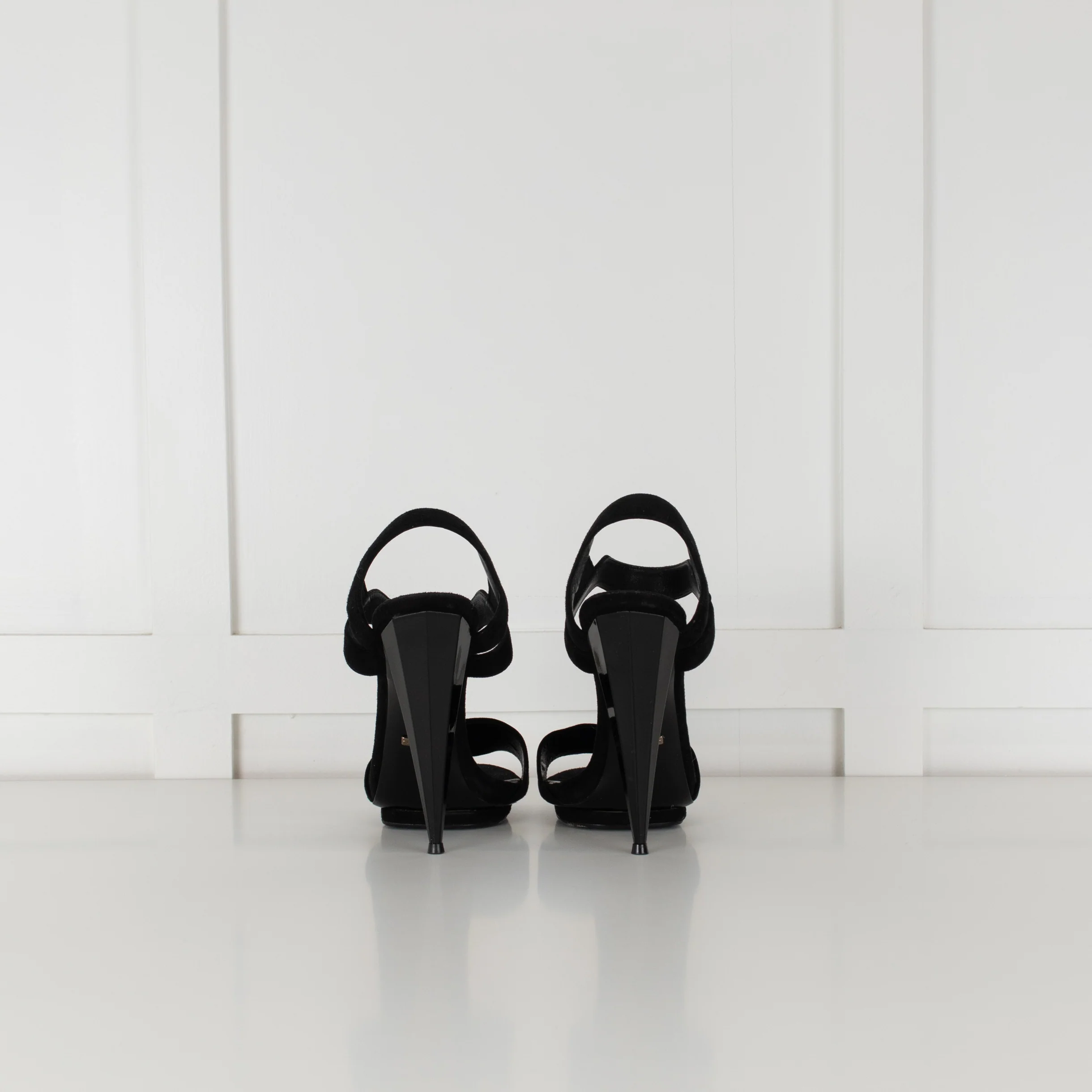 Gucci Black Suede Platform Shoes with Faceted Heels - Image 4