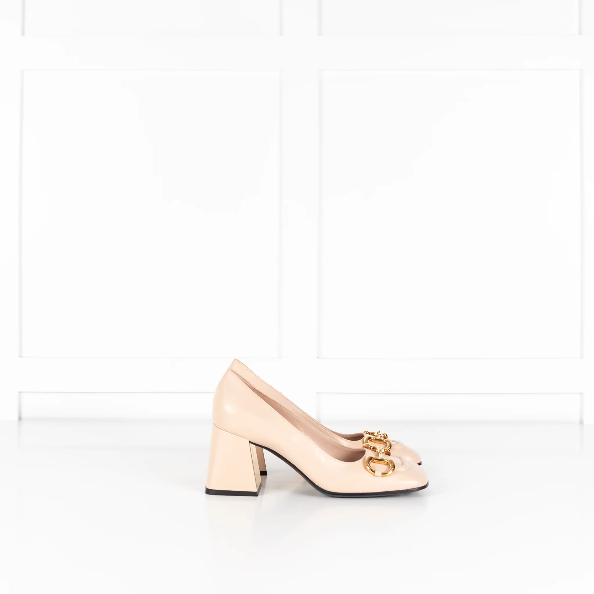 Gucci Neutral Horsebit Block Heel Pumps - Image 6